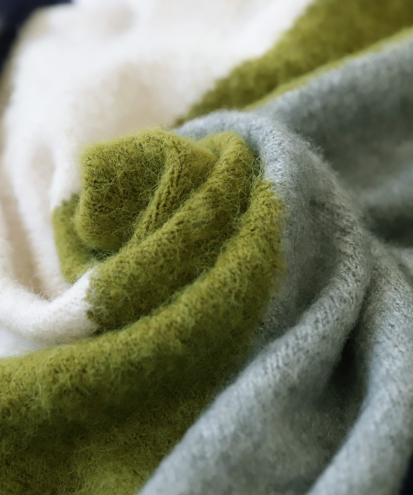 Color Scheme Design Knit Men's