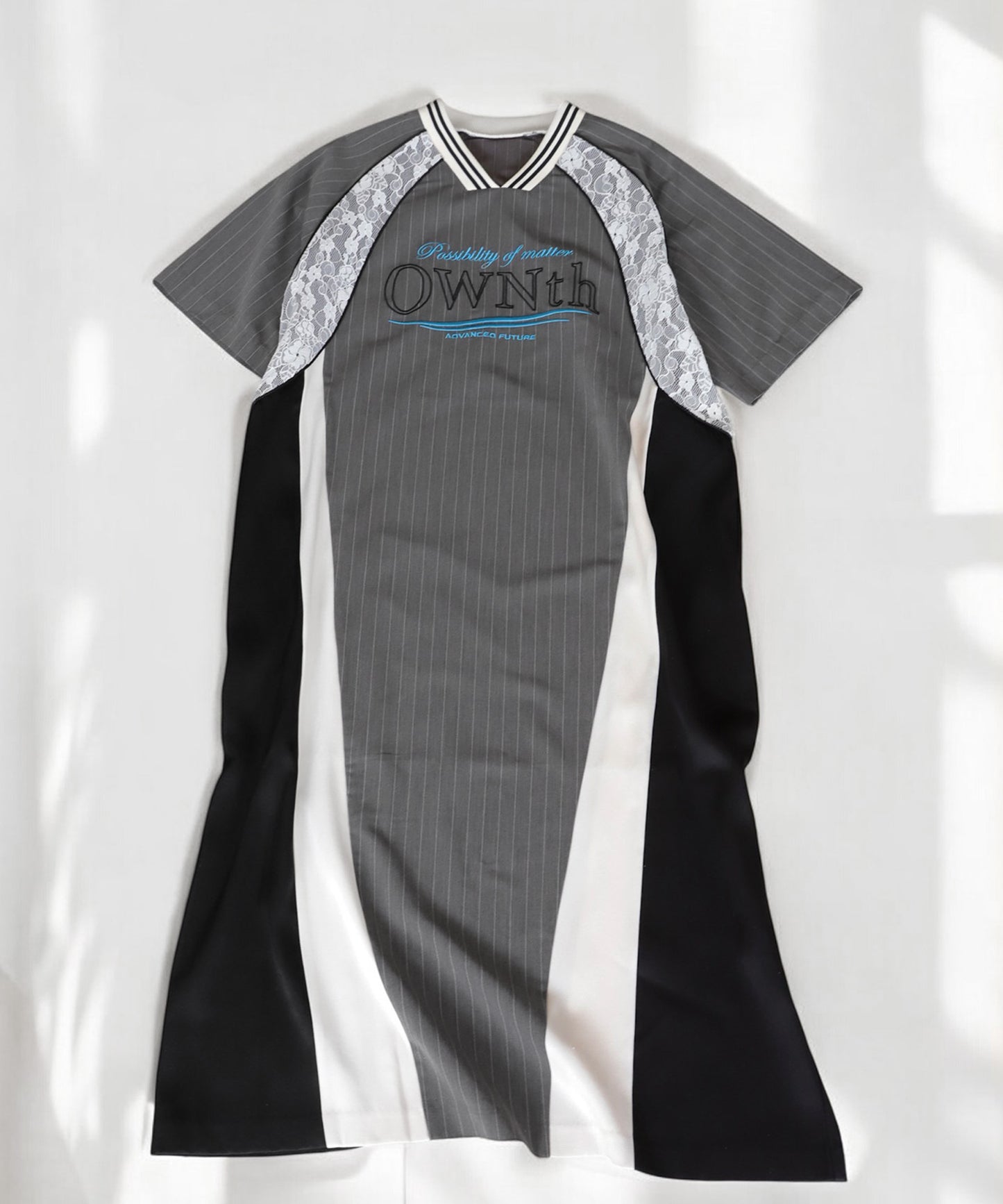 OWNth Line Design Switching Logo Dress Ladies