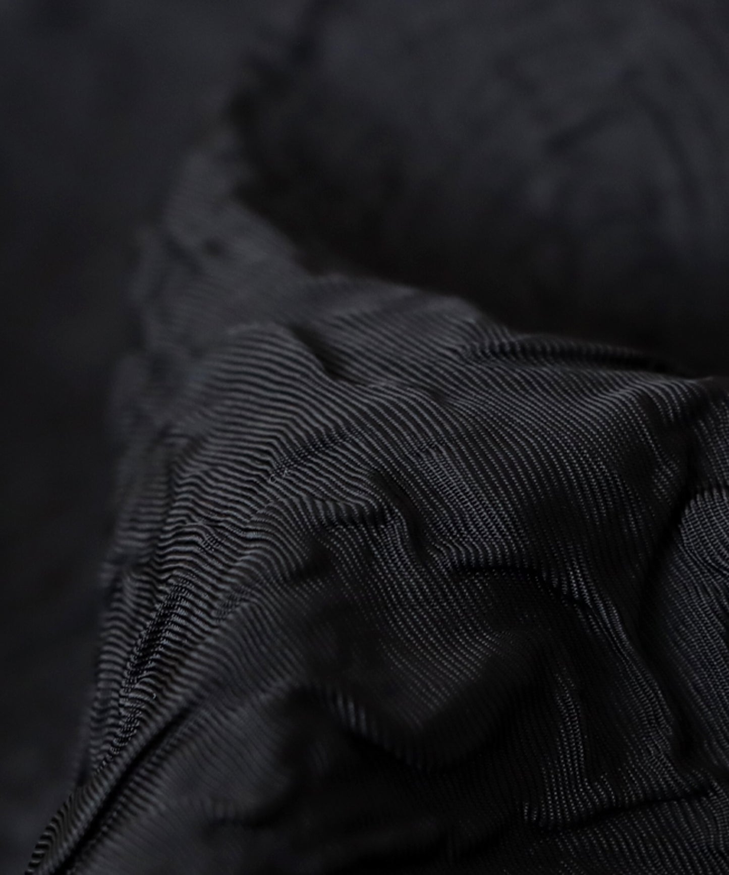 Embossed Slits Skirt Ladies