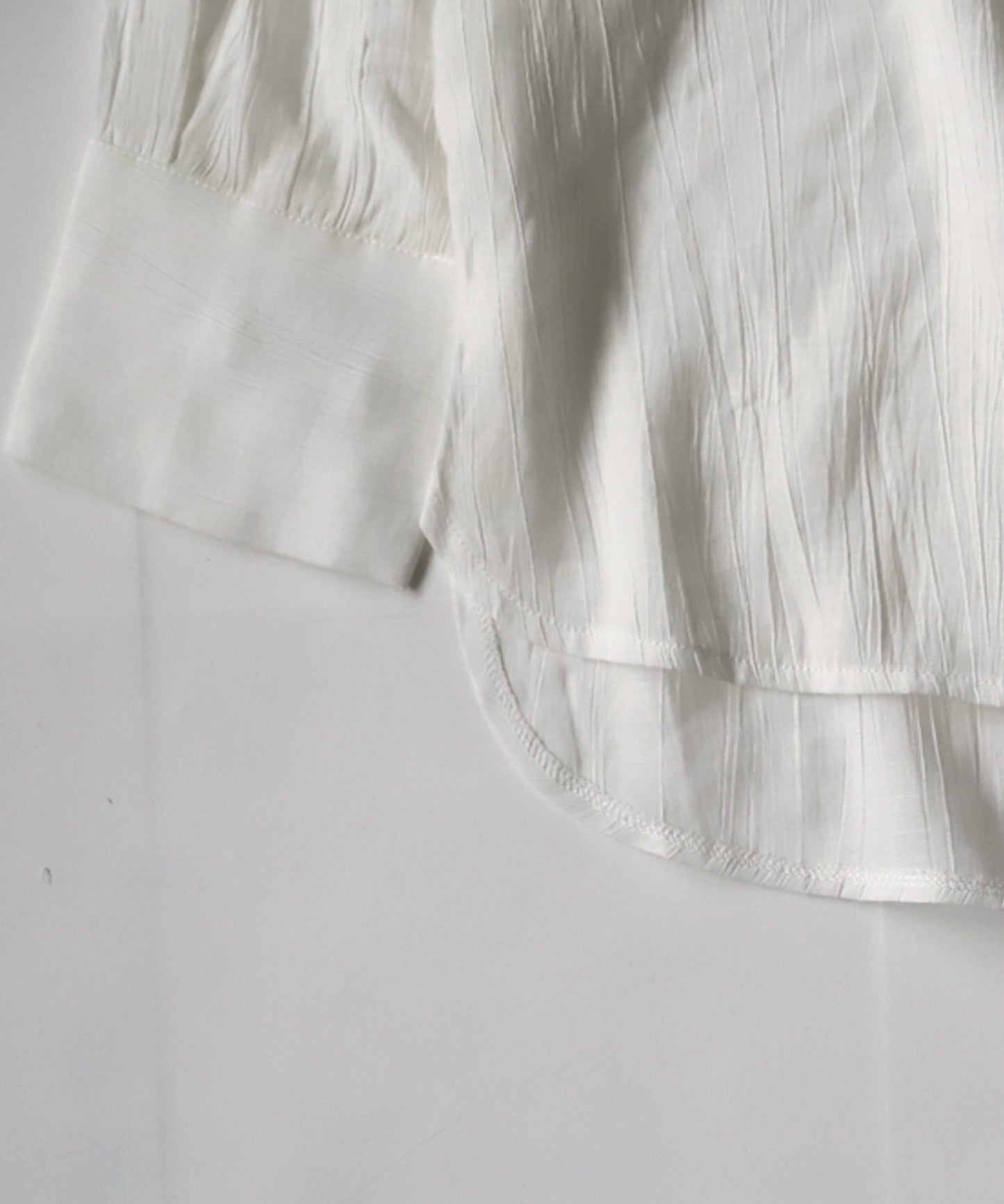 Back slit Ladies blouse Long-Sleeve