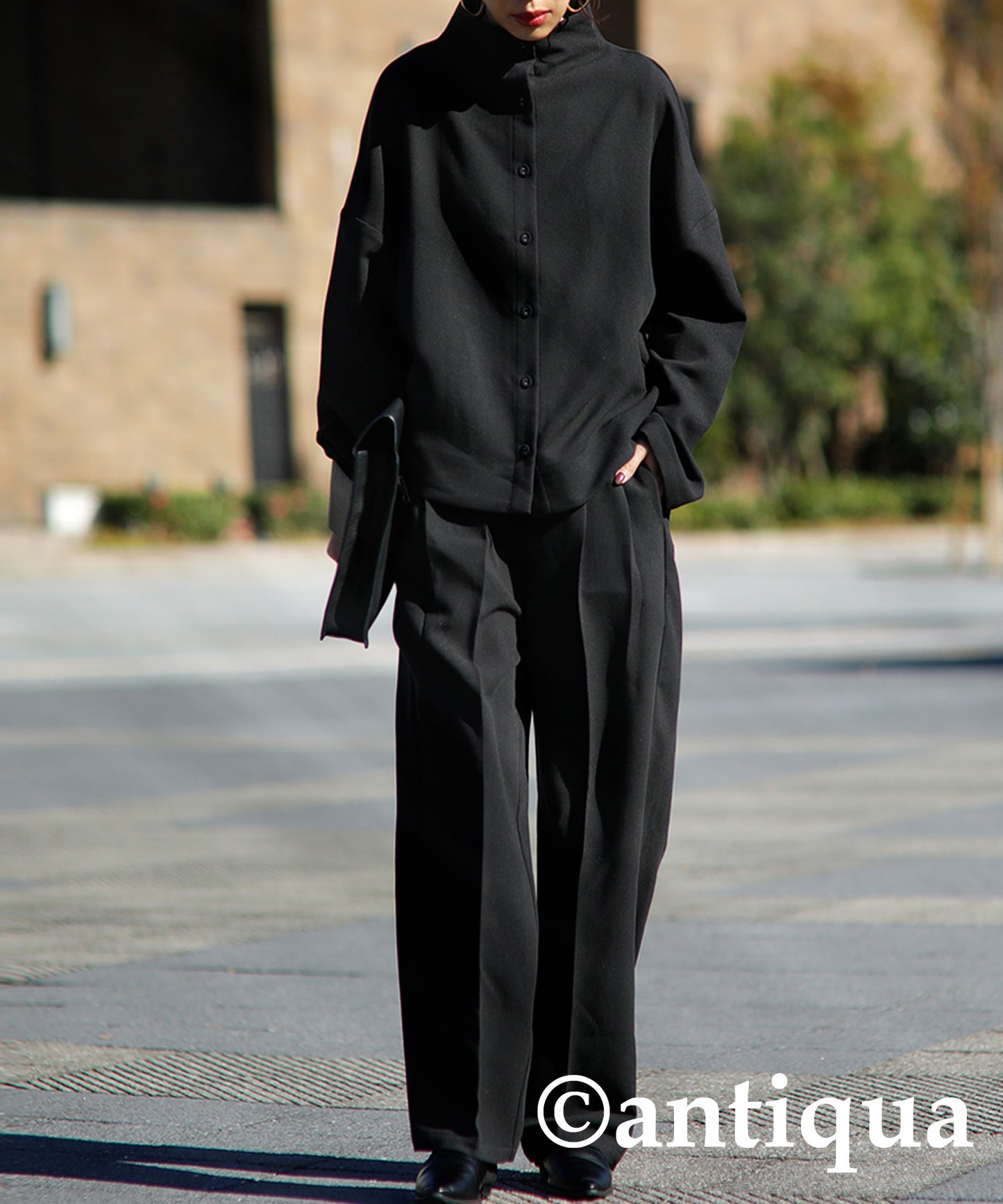 Ladies backtuck short jacket