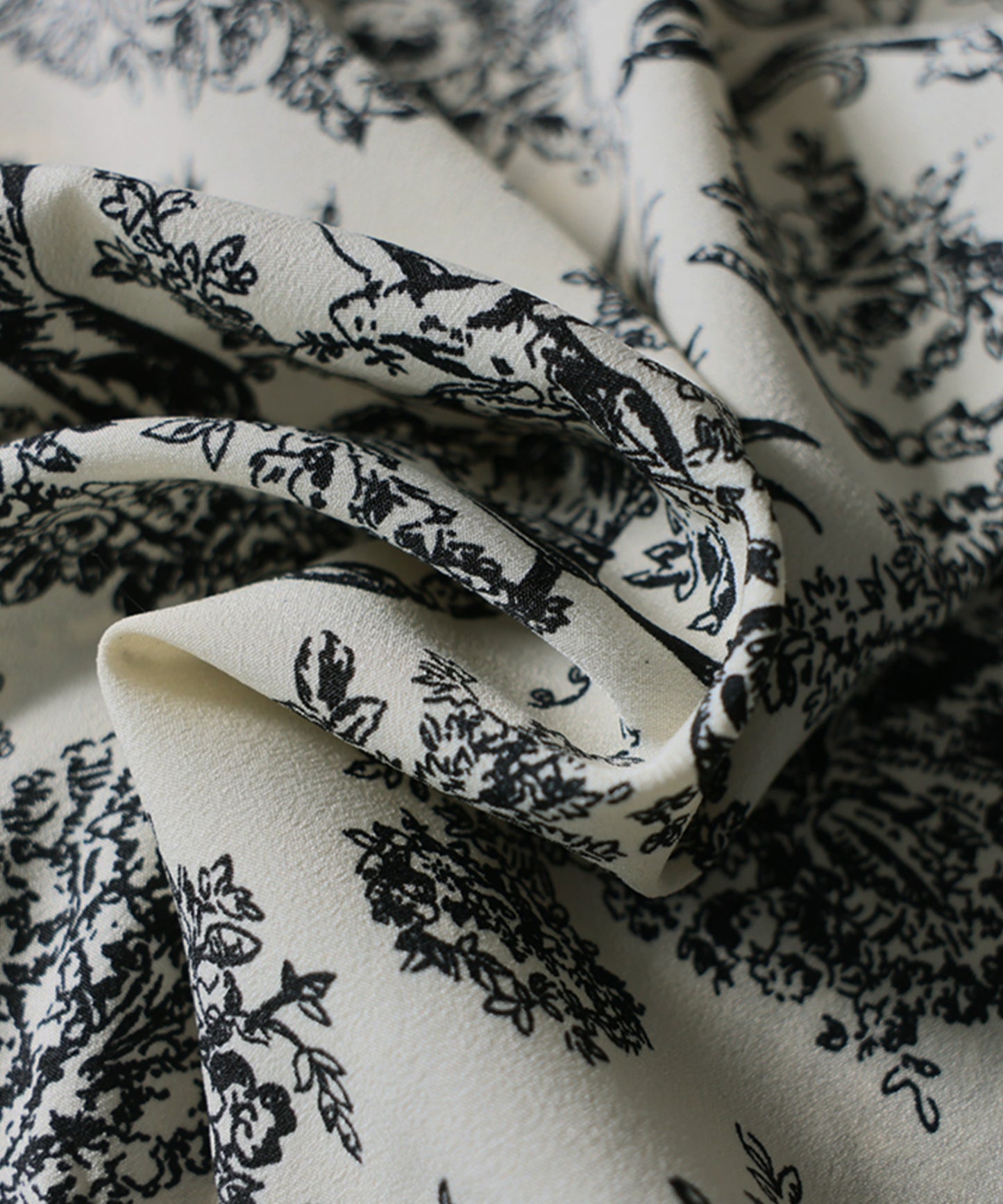Toile De Jouy Print Long Skirt Ladies