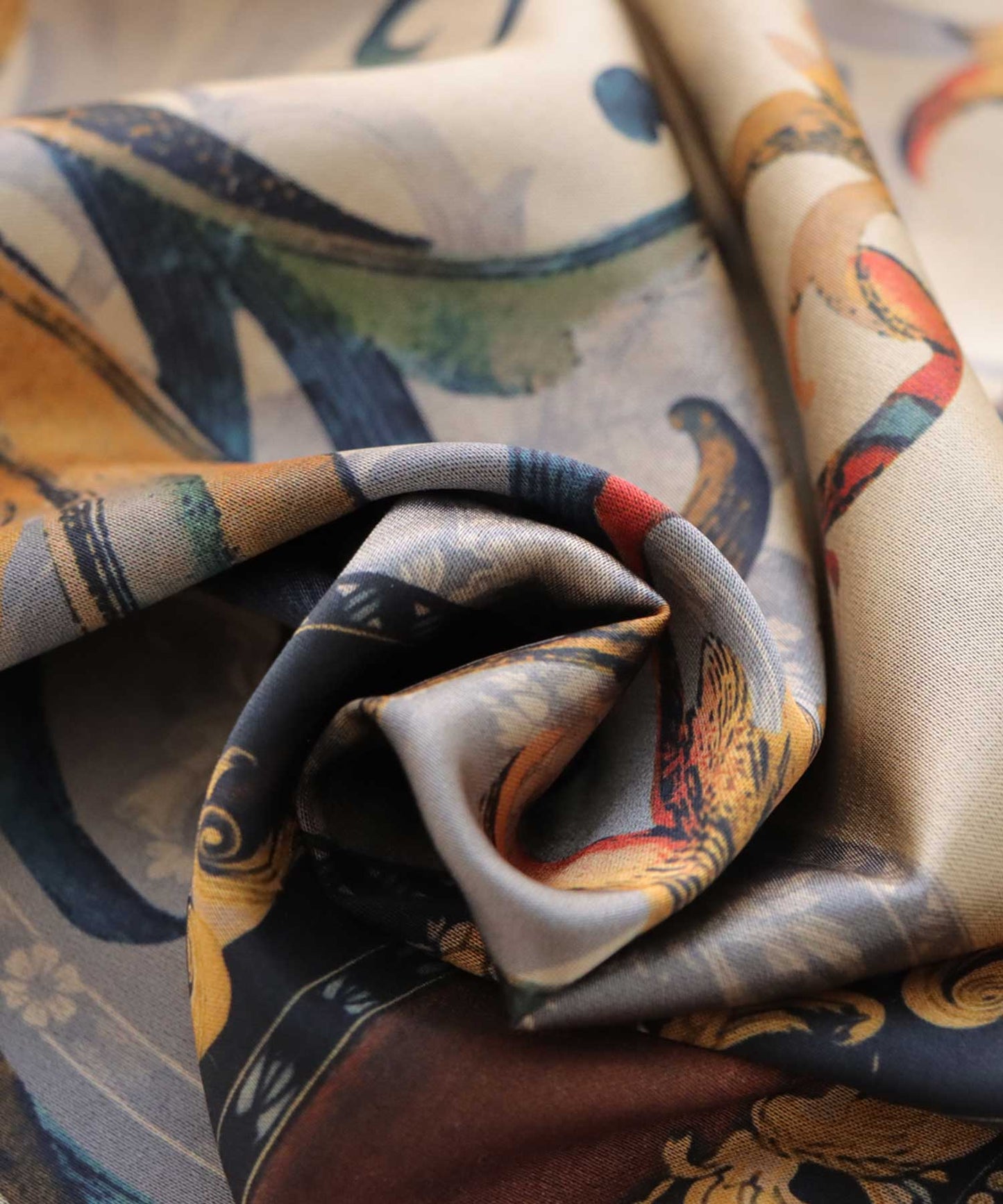 Antique pattern Ladies shirt Long-sleeve