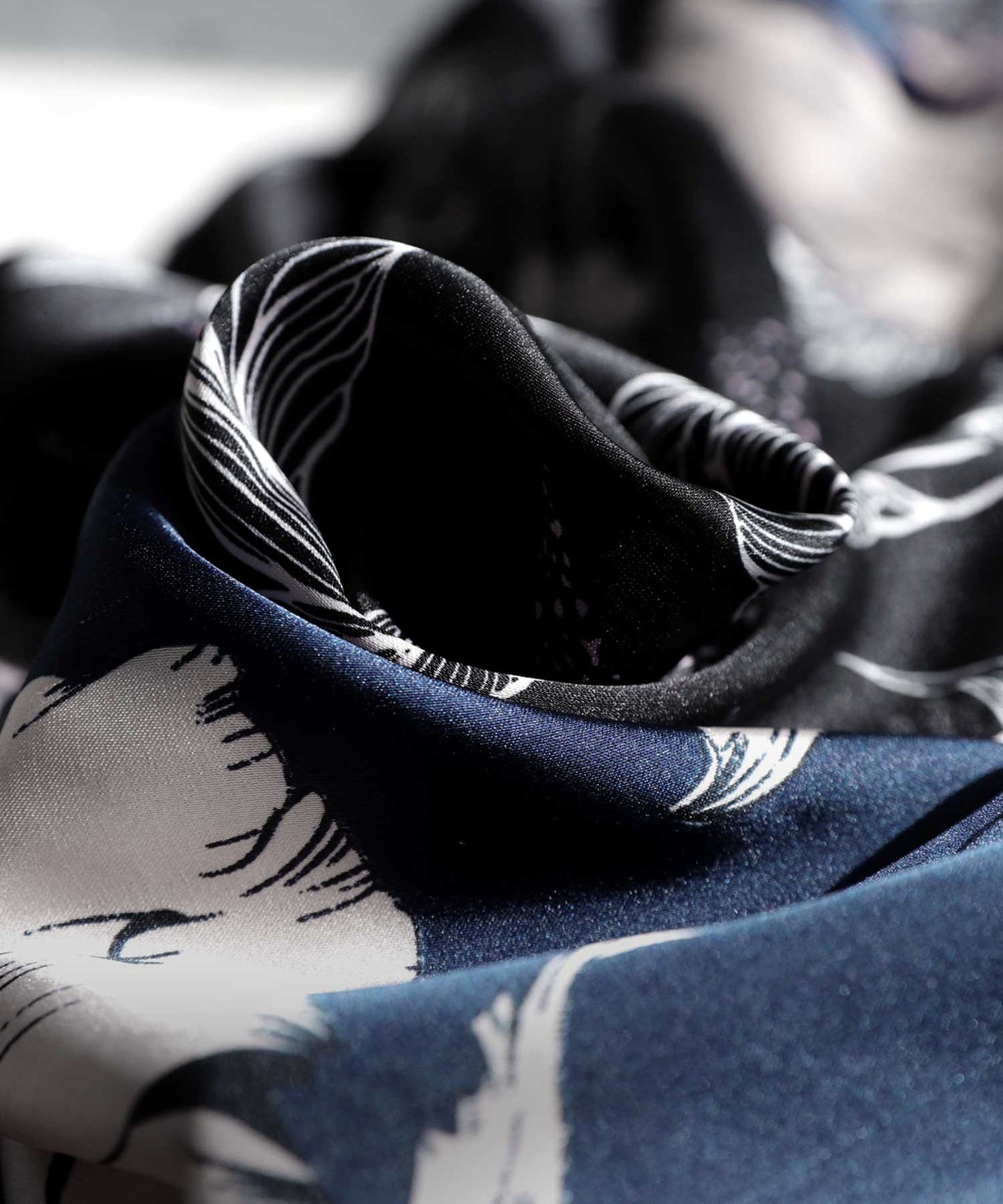 Floral pattern switching skirt Ladies