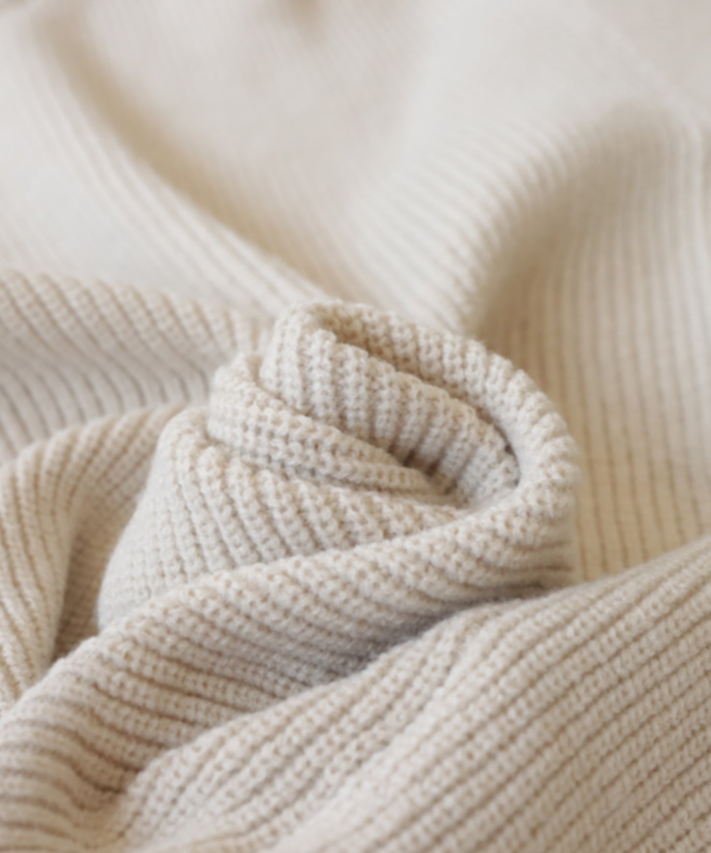 Round Neck Knit Sweater Men's