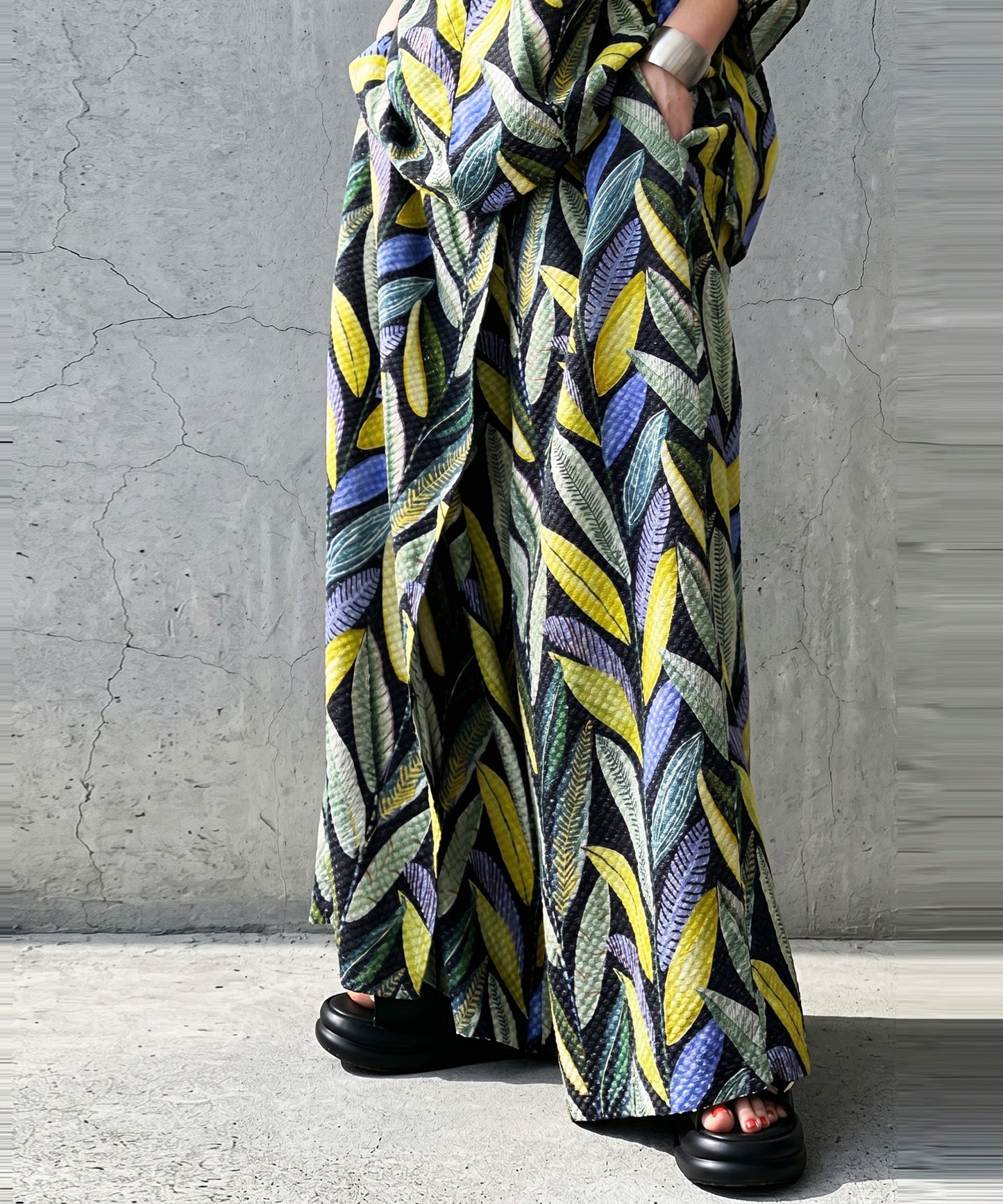 Botanical Print Wrap-Style Pants Ladies