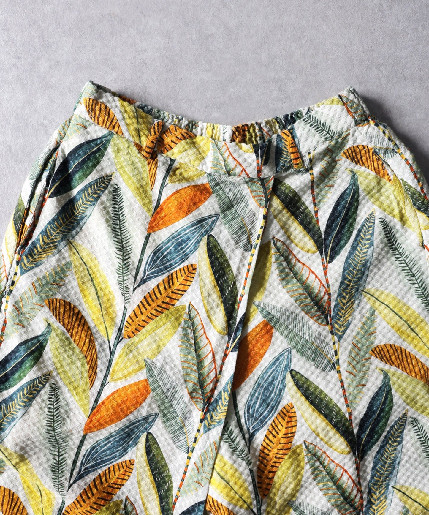 Botanical Print Wrap-Style Pants Ladies
