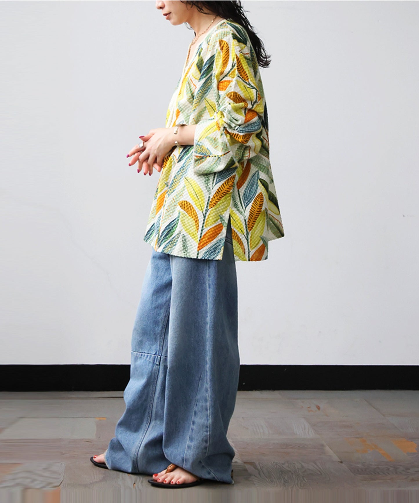 Keyhole Neckline, 100% Cotton, Botanical Print Pullover Ladies
