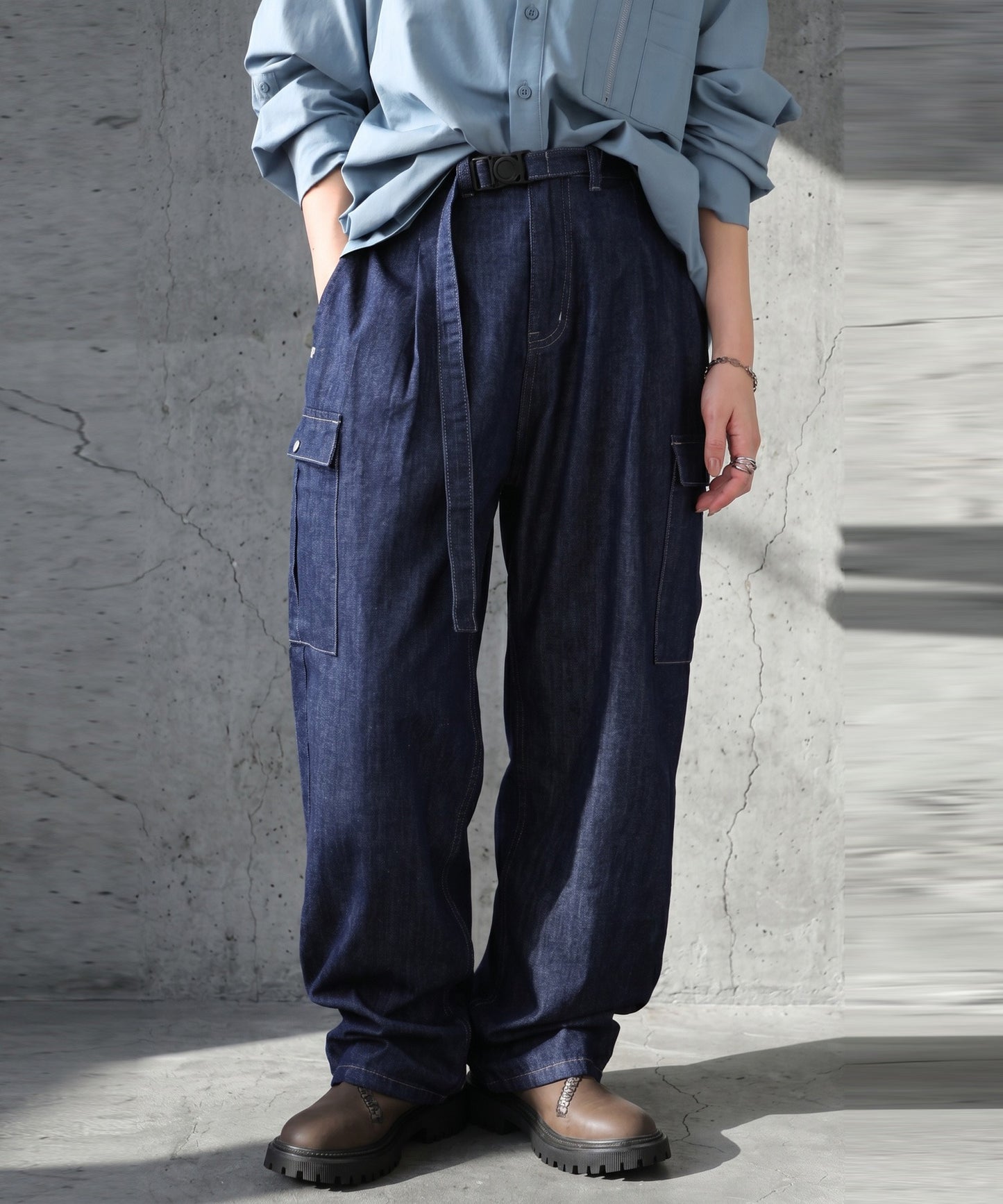ATELIER WORKS Contrasting Stitch Denim Cargo Pants Ladies