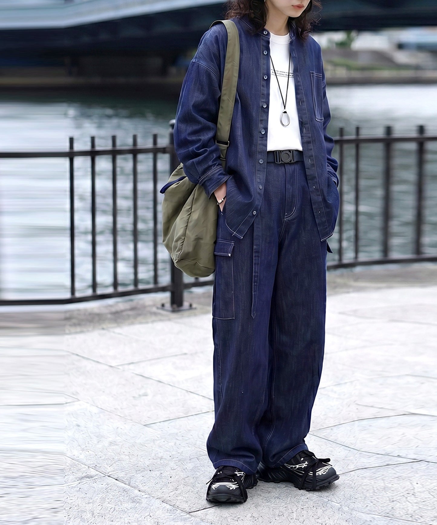 ATELIER WORKS Contrasting Stitch Denim Cargo Pants Ladies