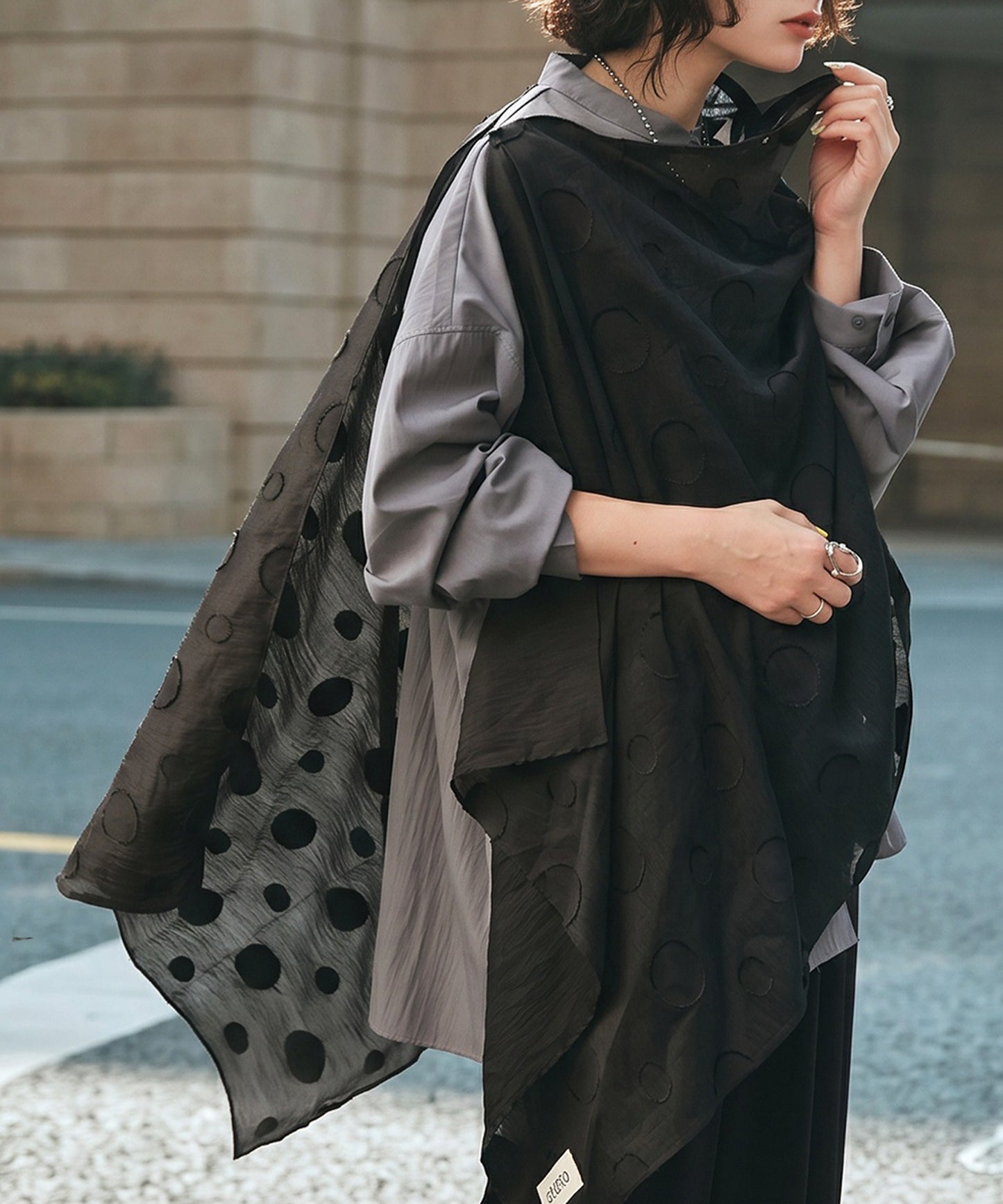 NUUUII Polka Dot Hooded Stole Ladies