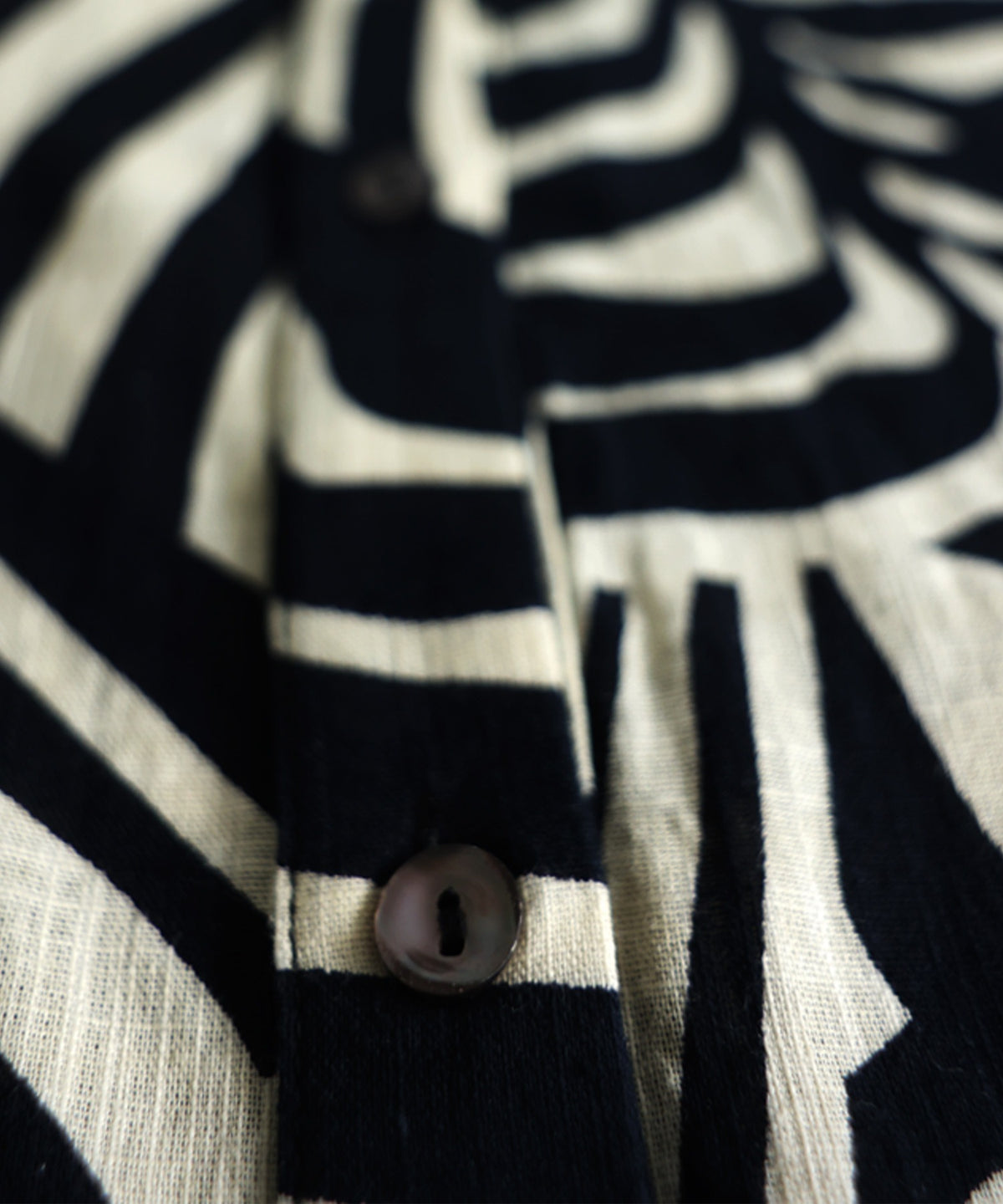 NUUUII Leaf Pattern 100% Cotton Shirt Dress Ladies