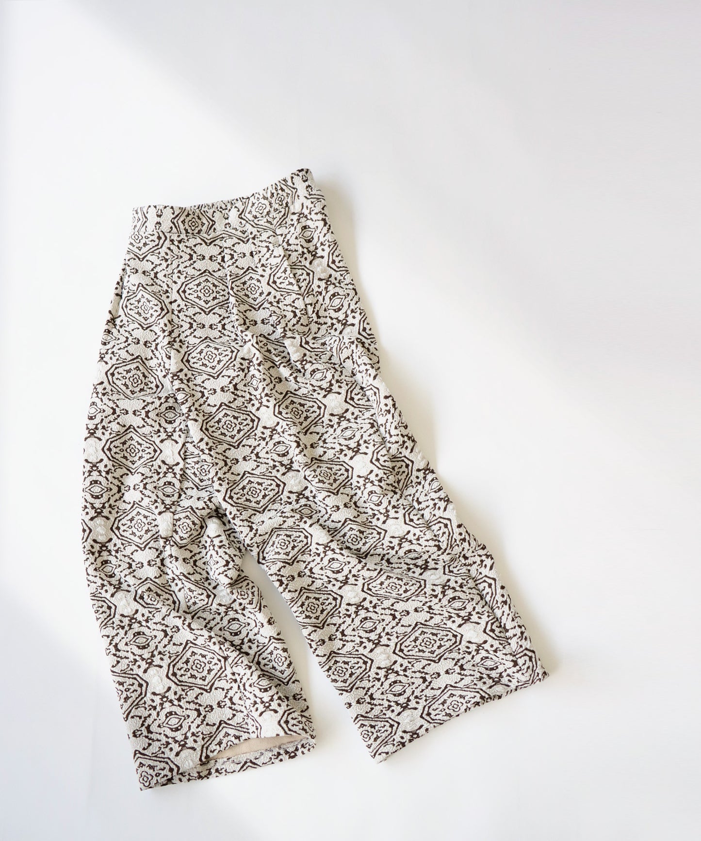 Damask pattern jacquard wide pants Ladies