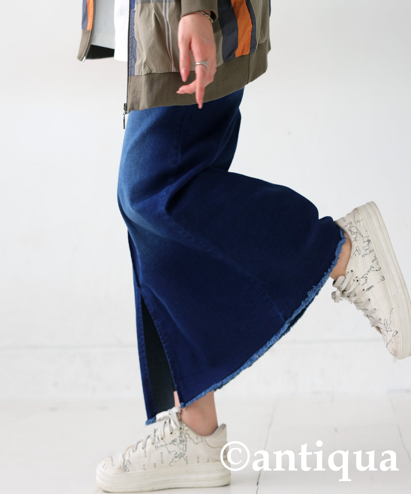 Denim Ladies skirt Long