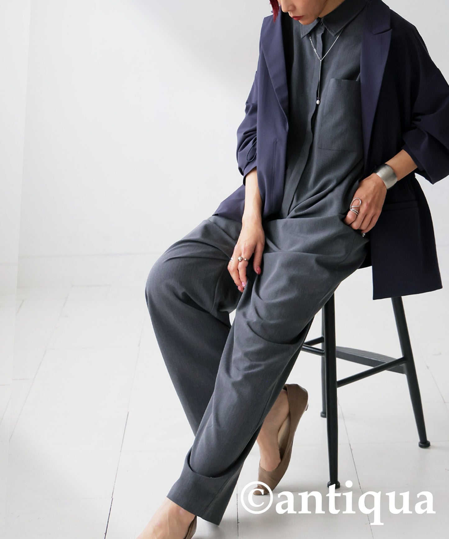 Short -Sleeved Jumpsuit Ladies