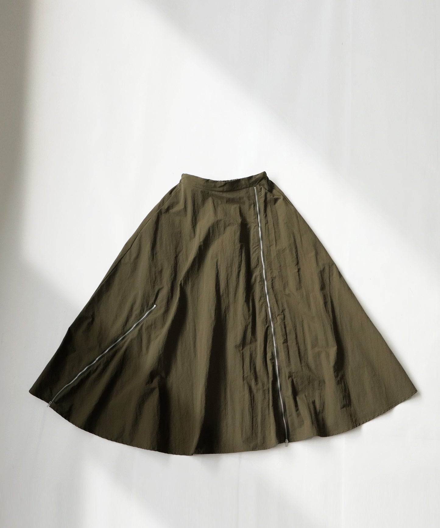 Water -Repellent Flare Zip Skirt Ladies