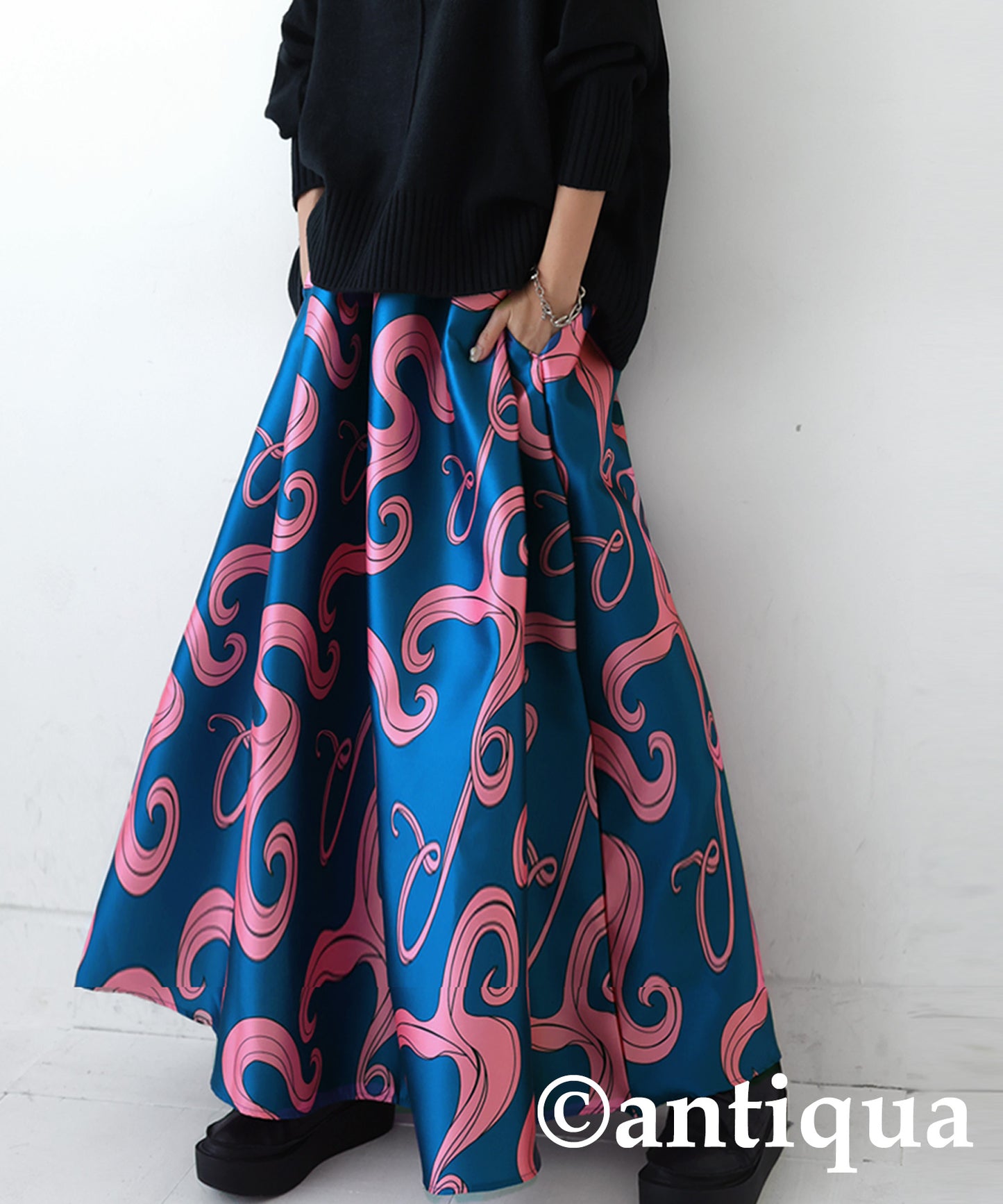 Geometric pattern flare long skirt Ladies