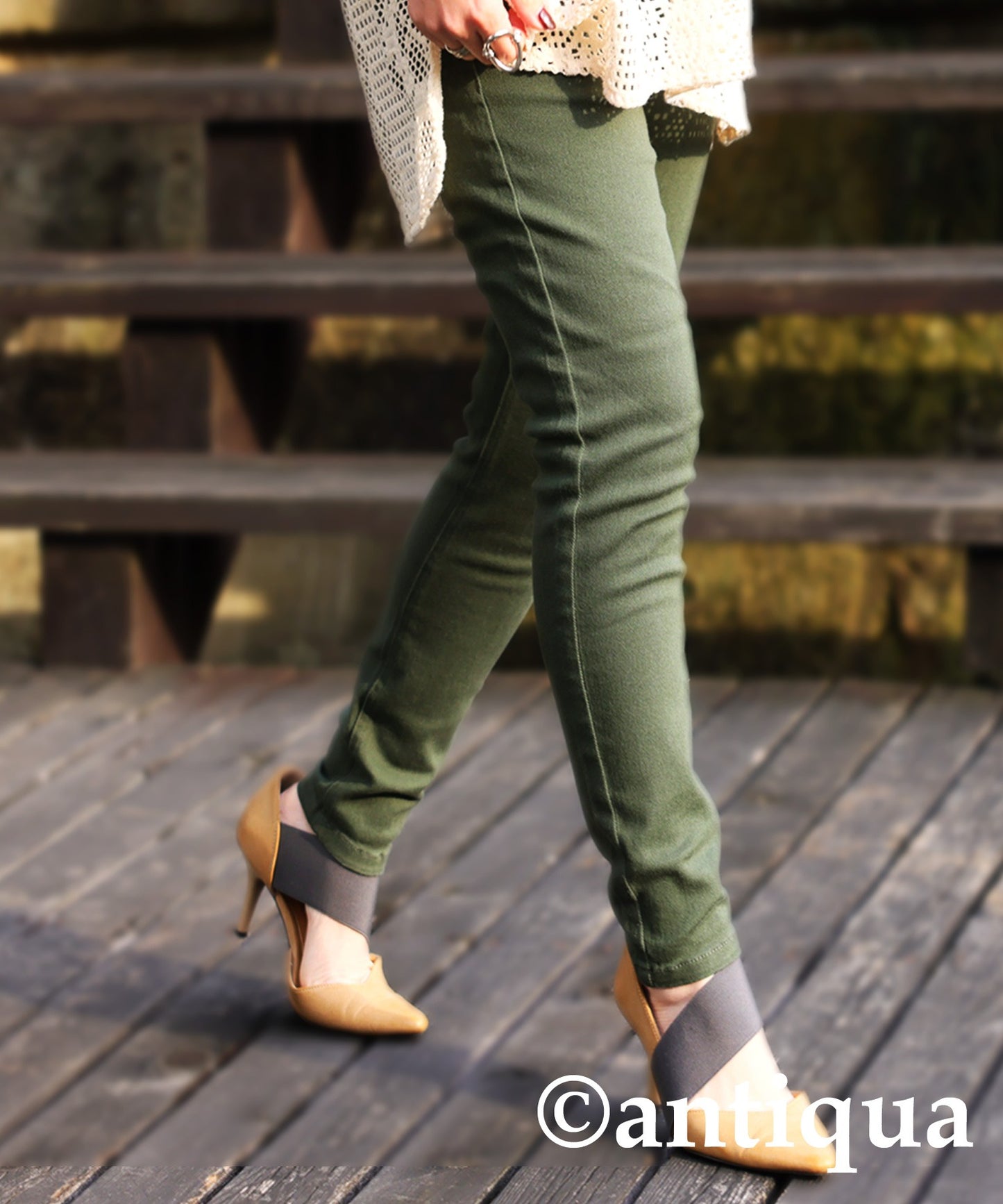 Skinny Ladies stretch pants color pants