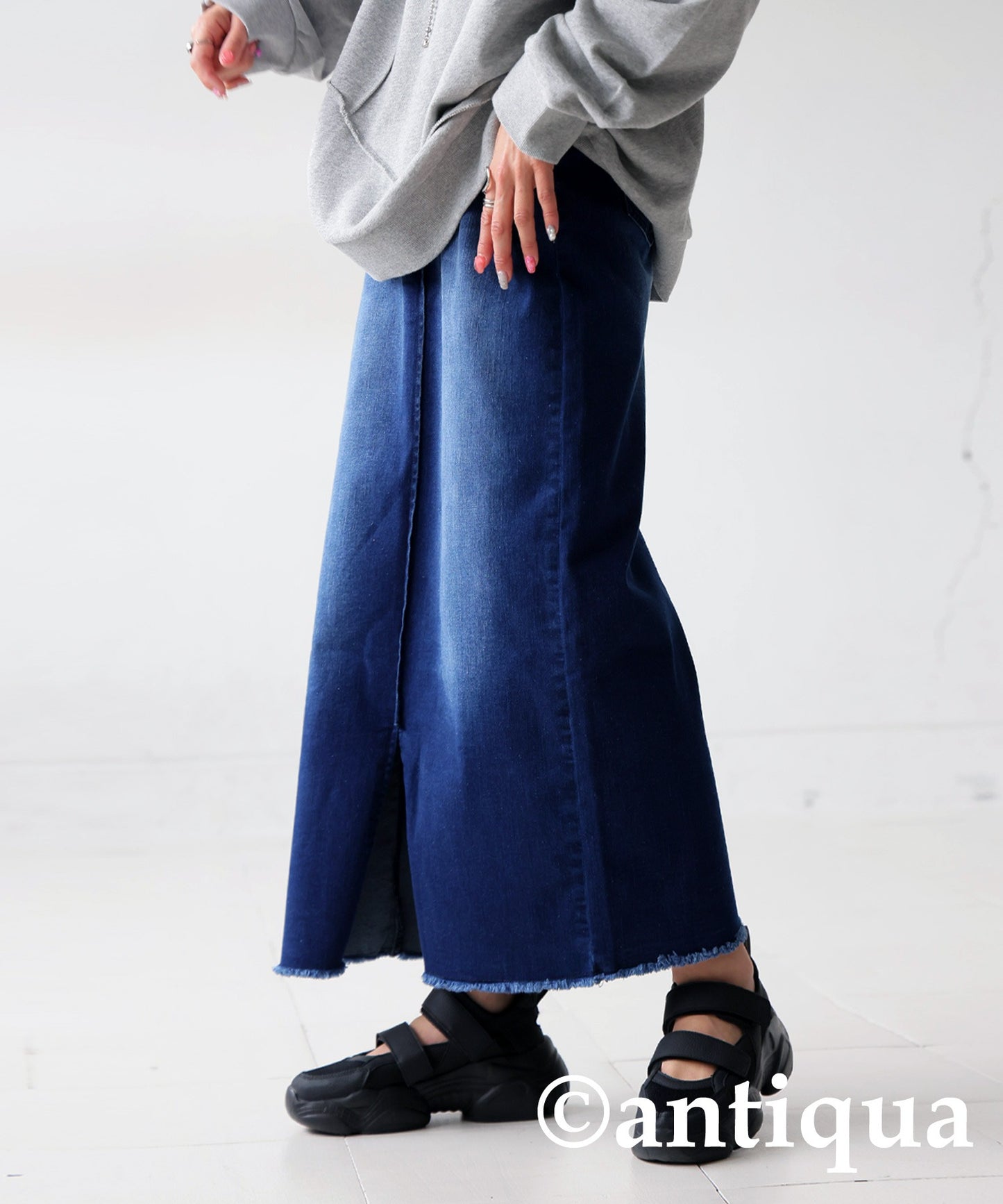 Denim Ladies skirt Long