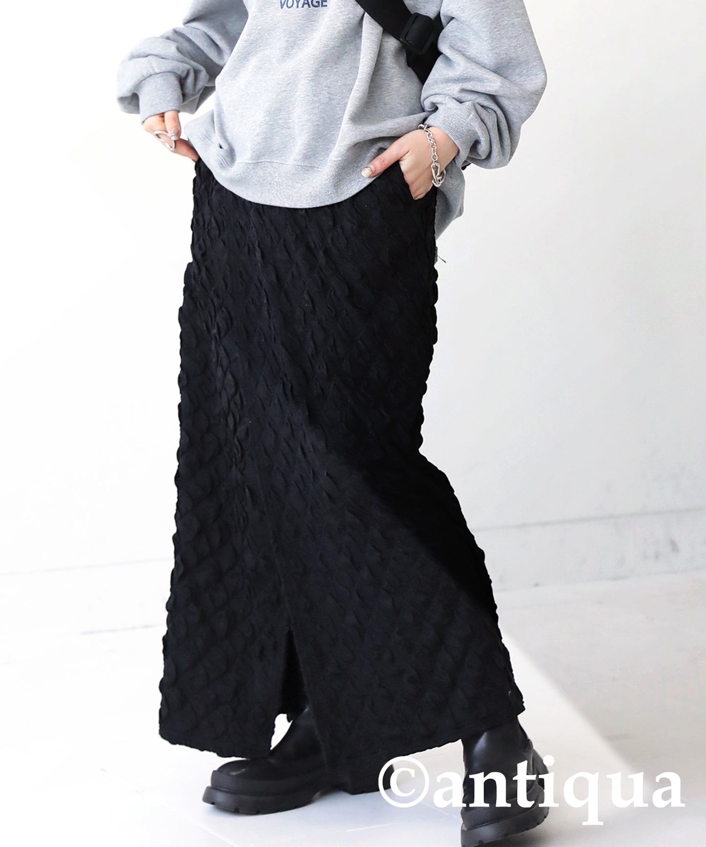 Puffy Jacquard Ladies Slit Long Skirt