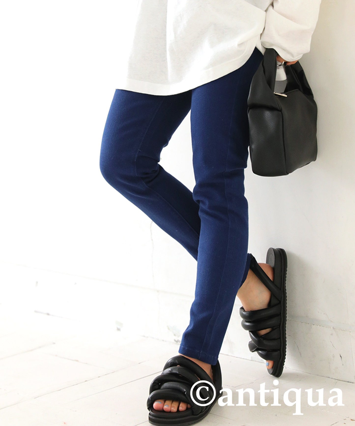 Skinny Ladies stretch pants color pants