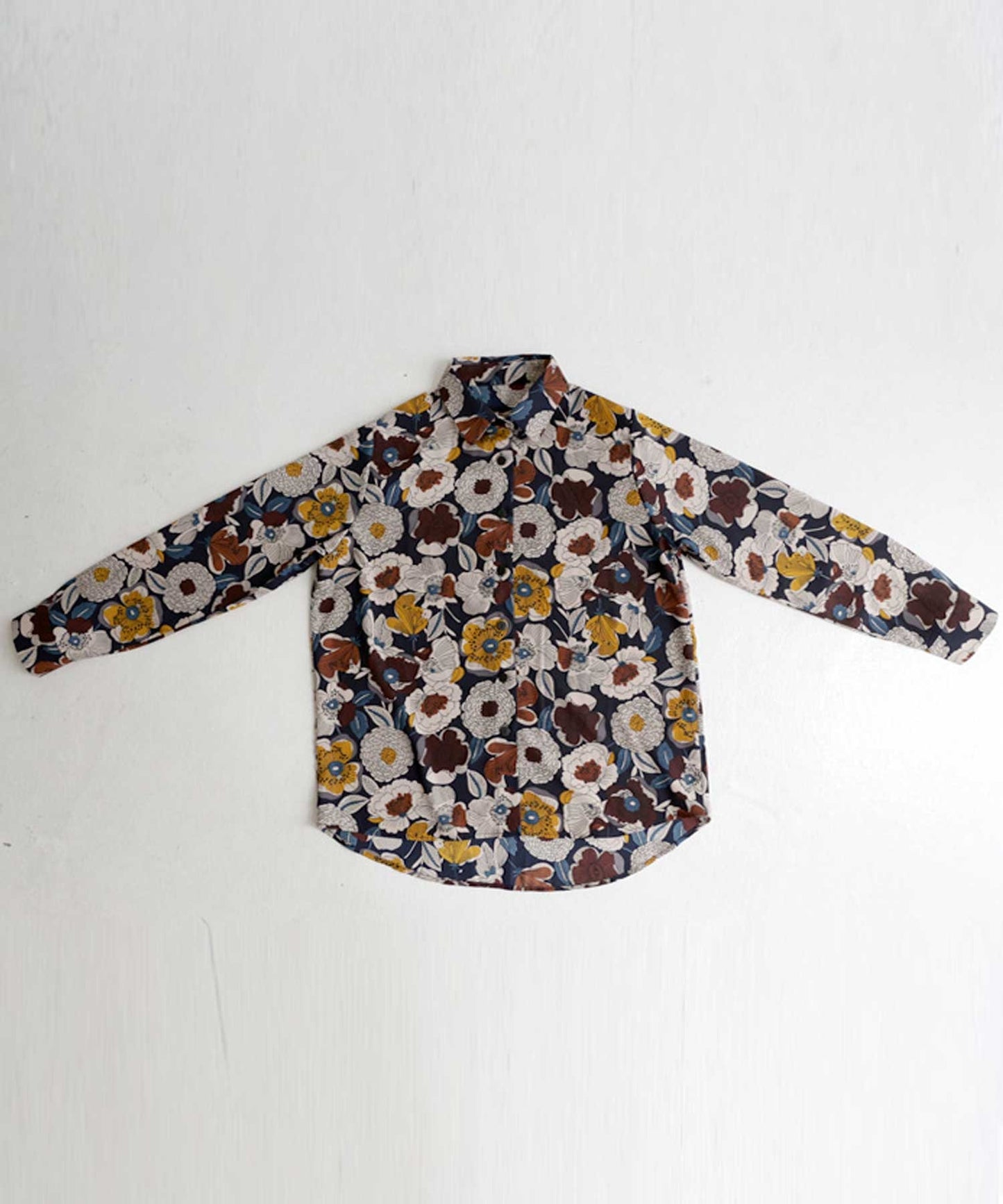 Retro flower pattern shirt Ladies