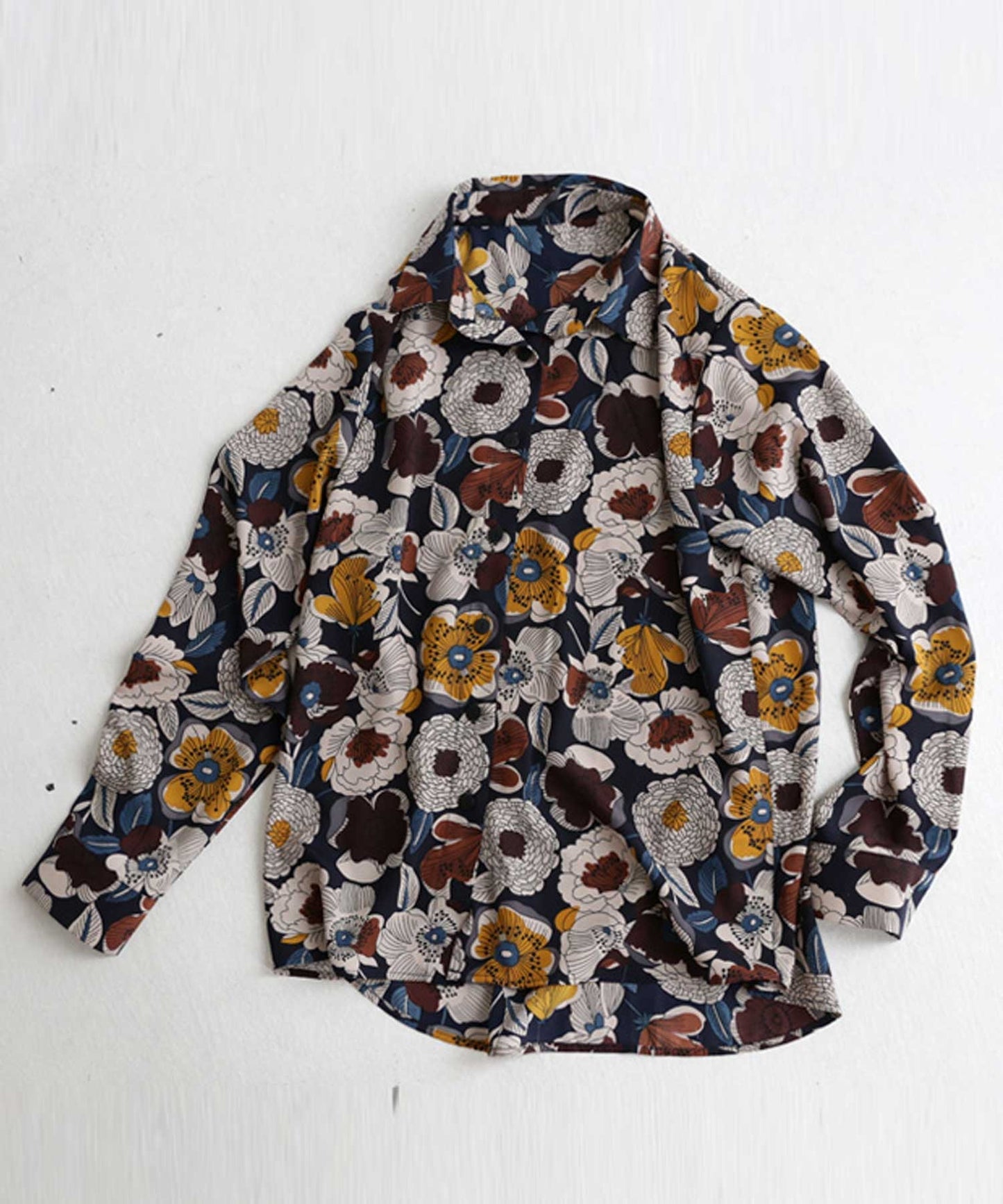 Retro flower pattern shirt Ladies