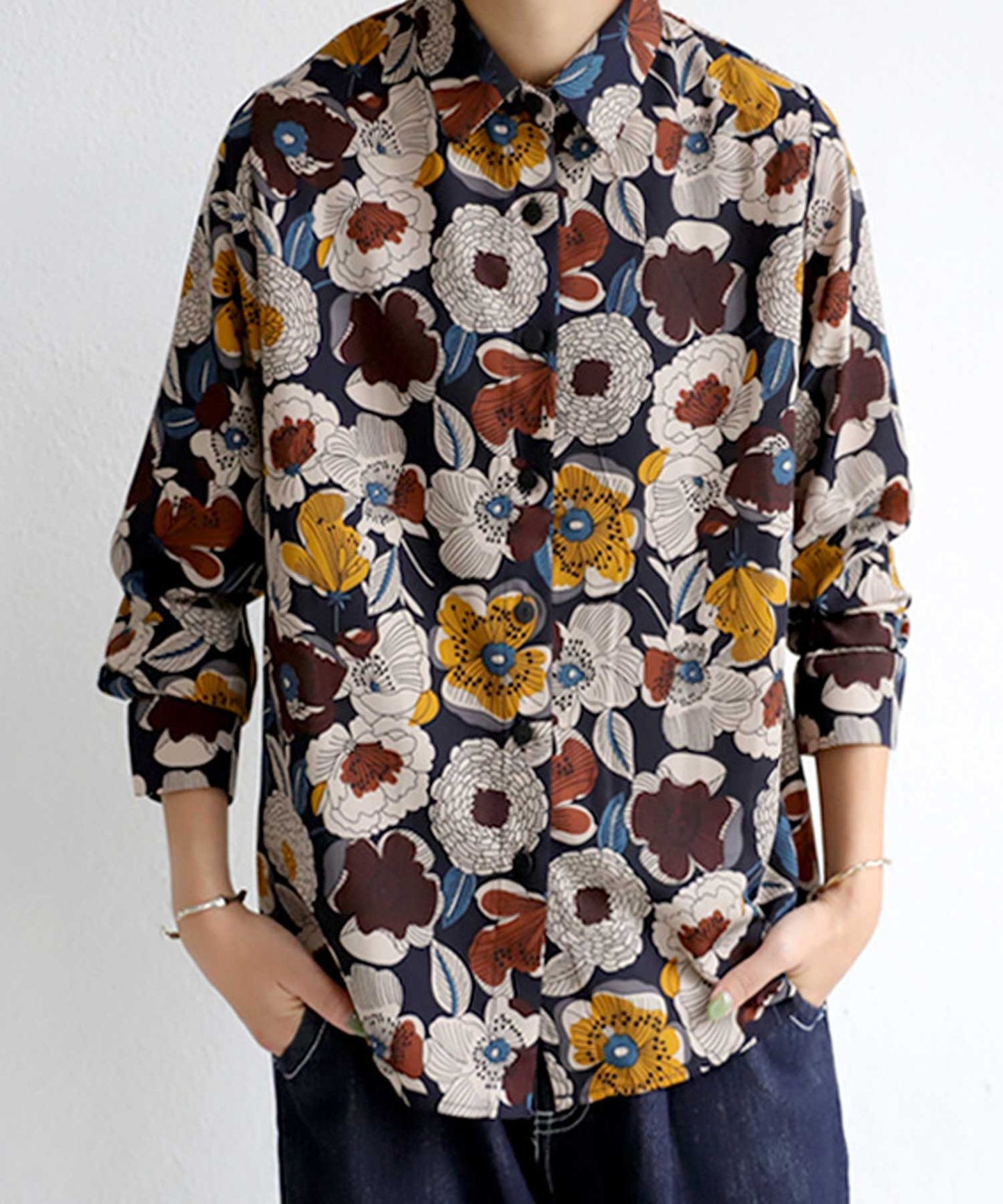 Retro flower pattern shirt Ladies