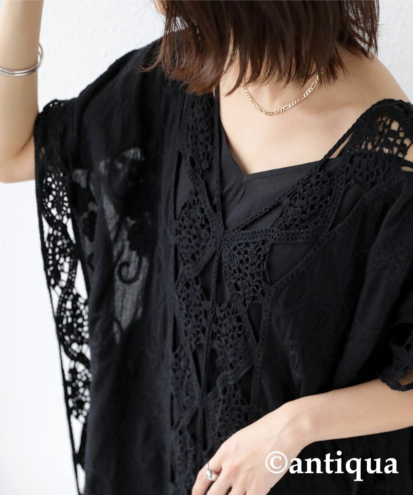 Ladies Lace embroidery Tops Ladies Tops half-sleeve cotton 100%