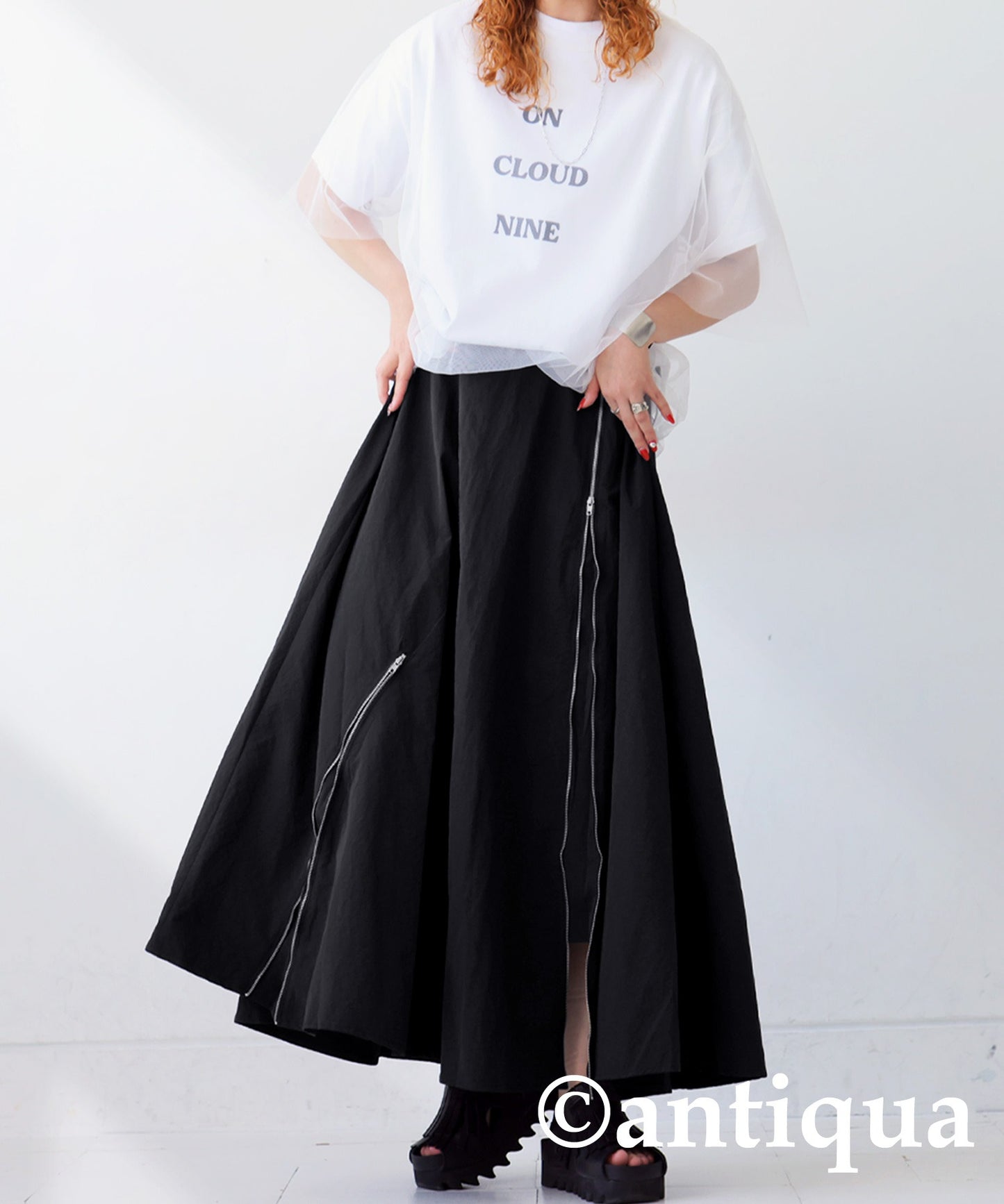 Water -Repellent Flare Zip Skirt Ladies