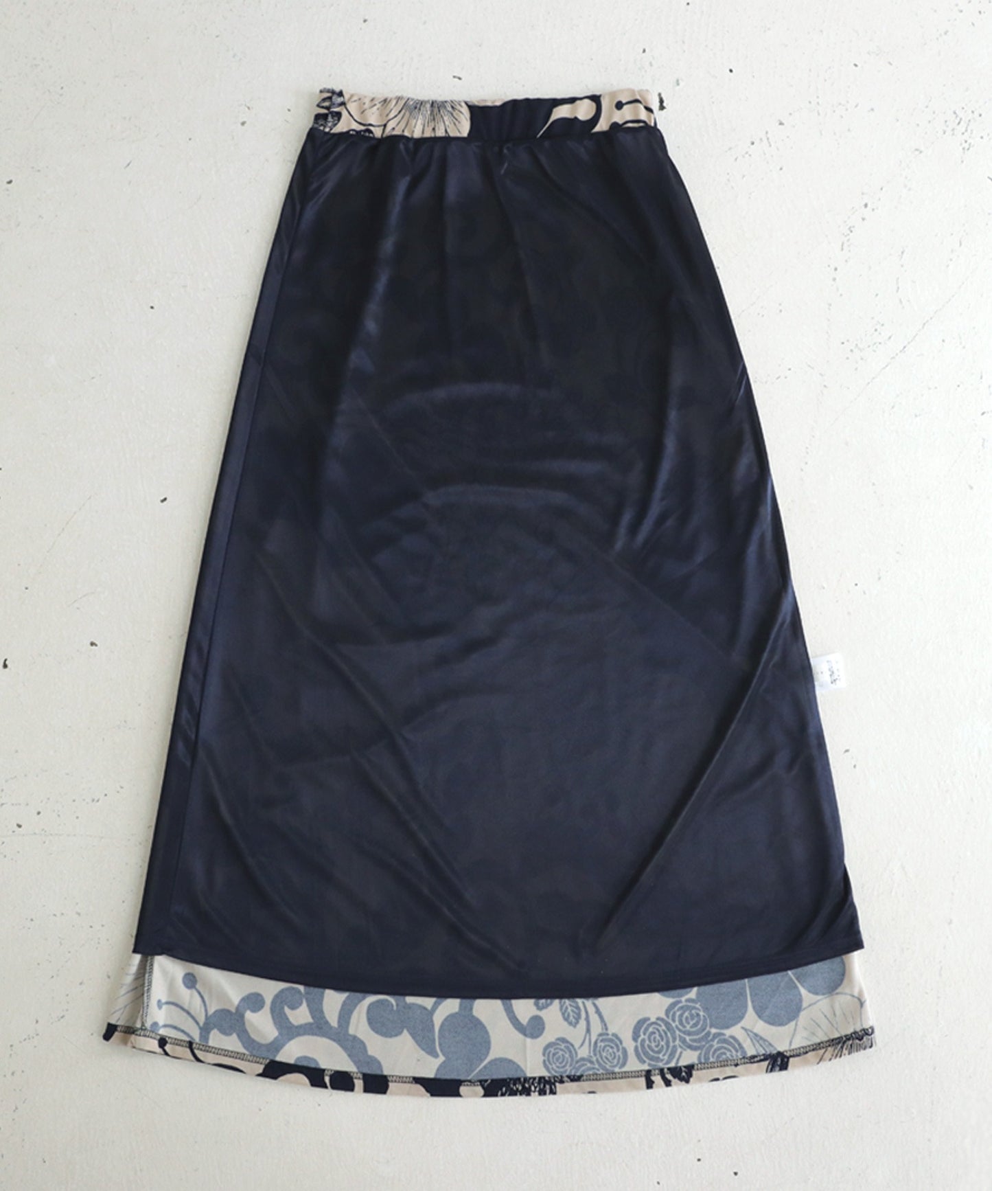 Floral pattern long skirt, Ladies