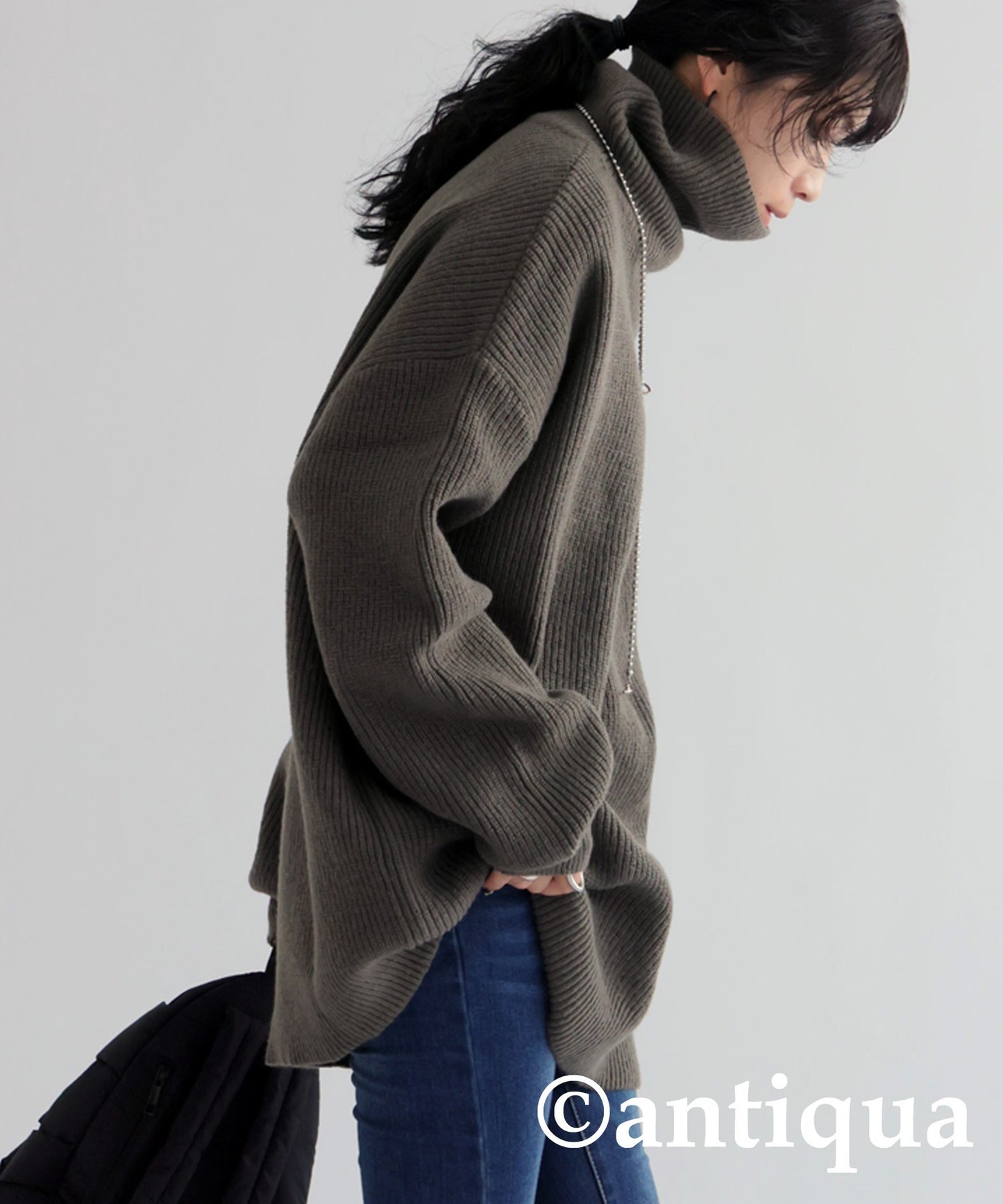 Oversized high neck knit Ladies