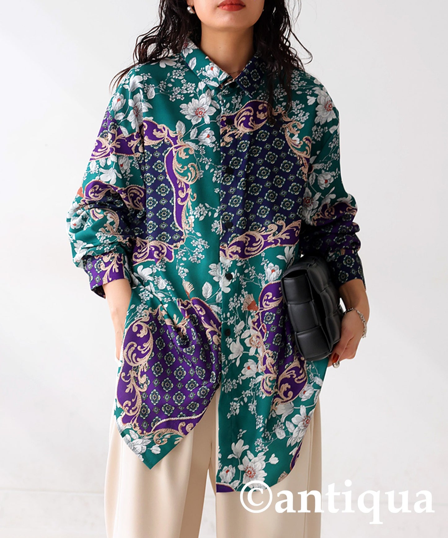 Antique Pattern Shirt Ladies