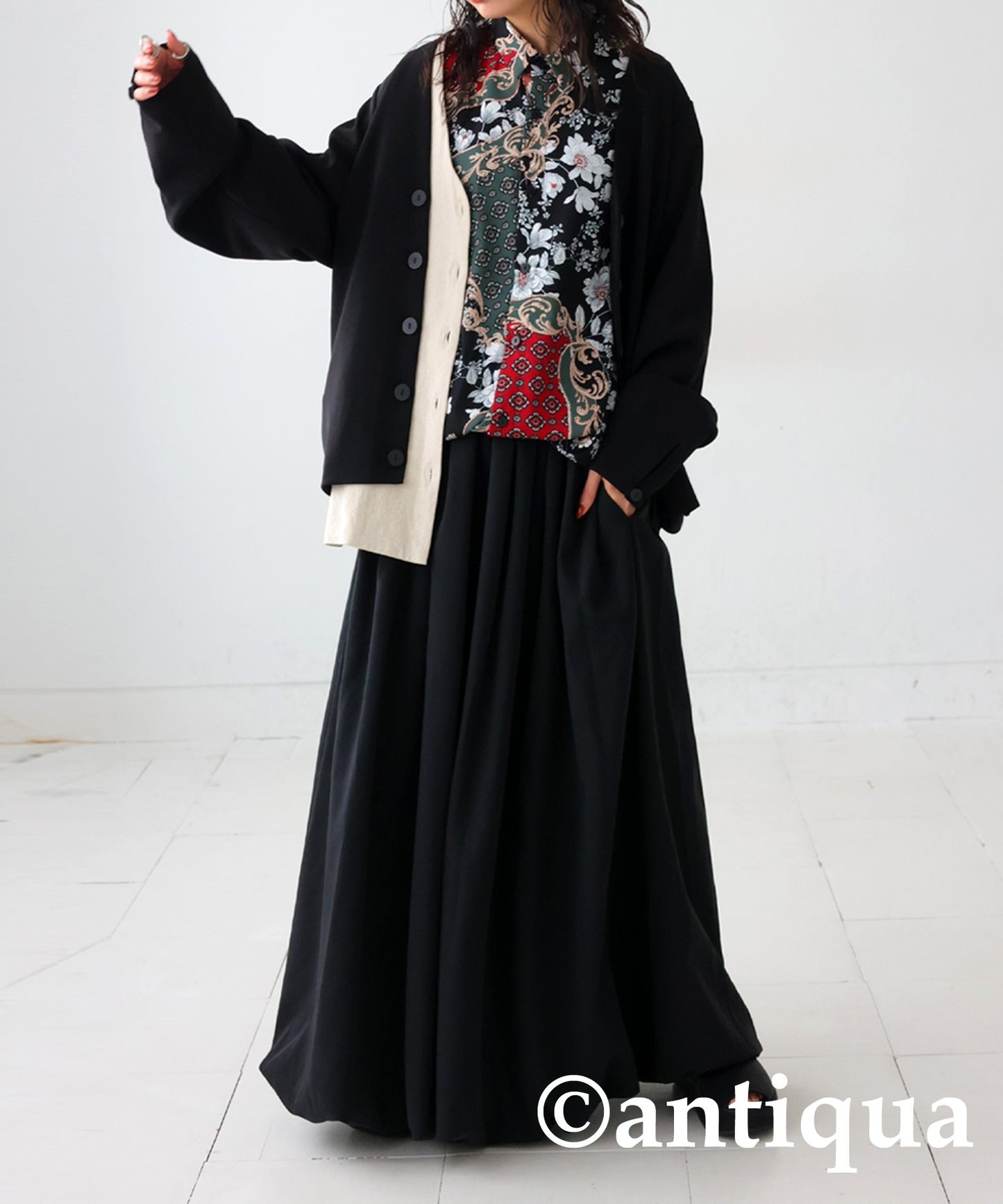 Antique Pattern Shirt Ladies