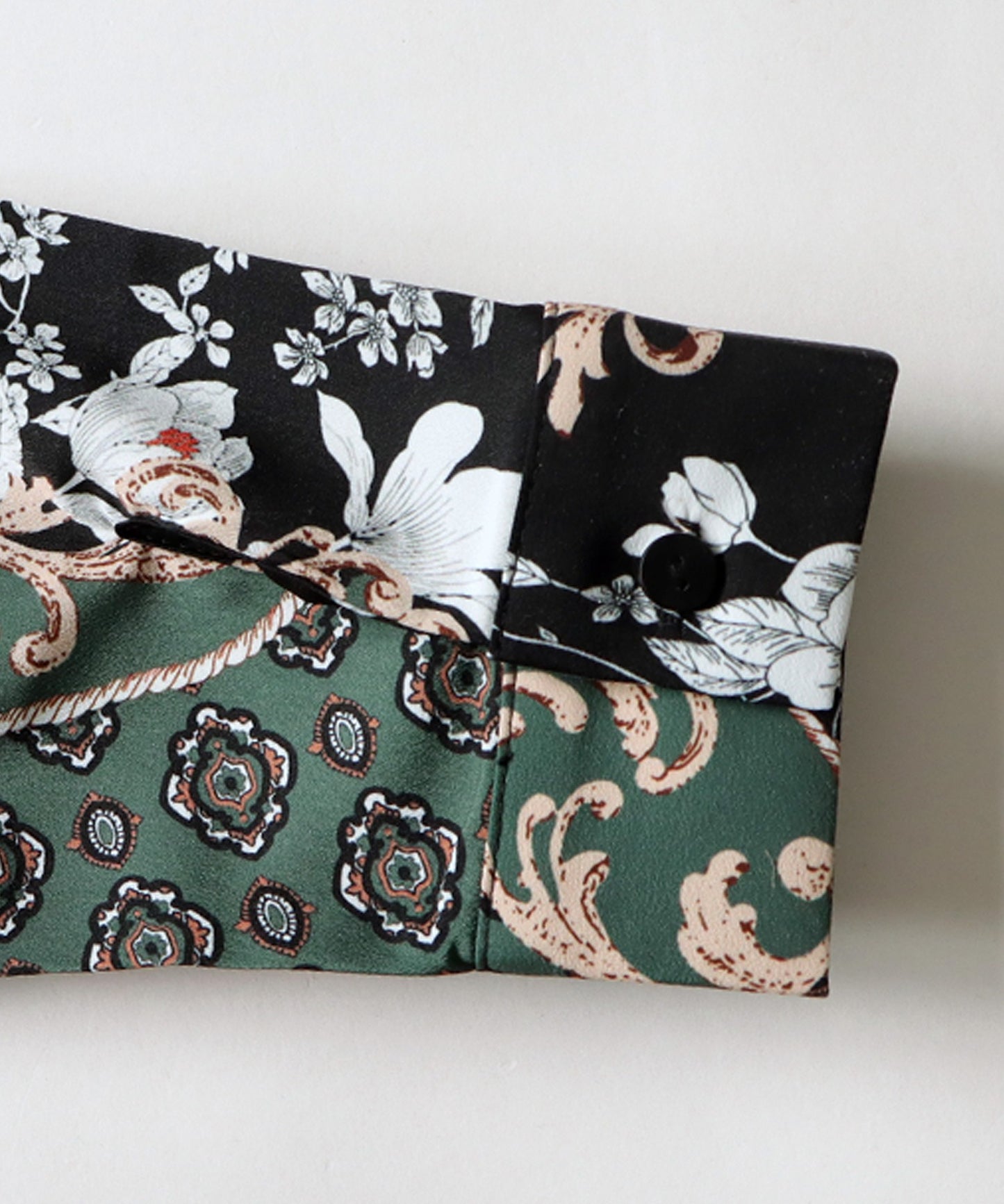 Antique Pattern Shirt Ladies