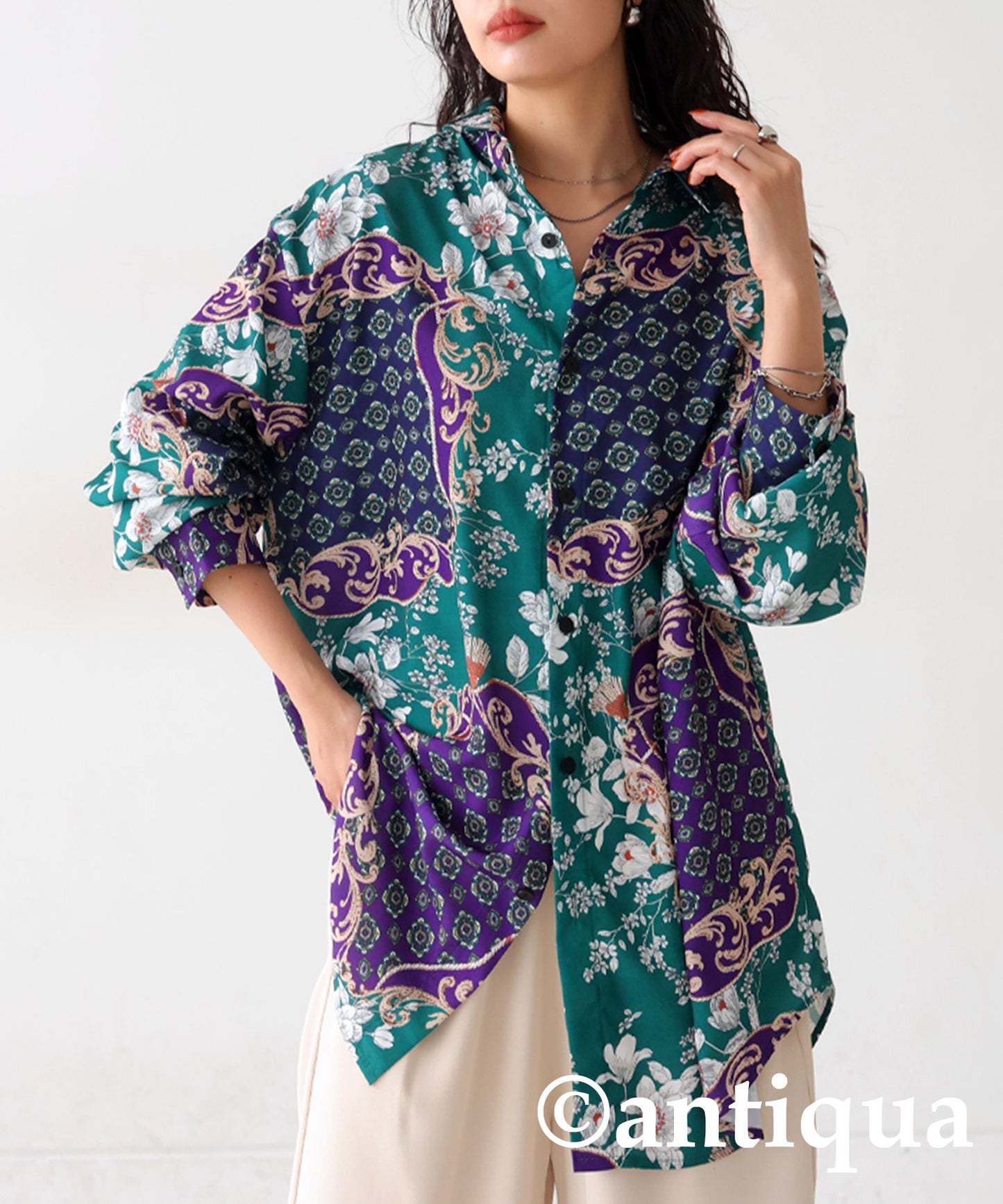 Antique Pattern Shirt Ladies