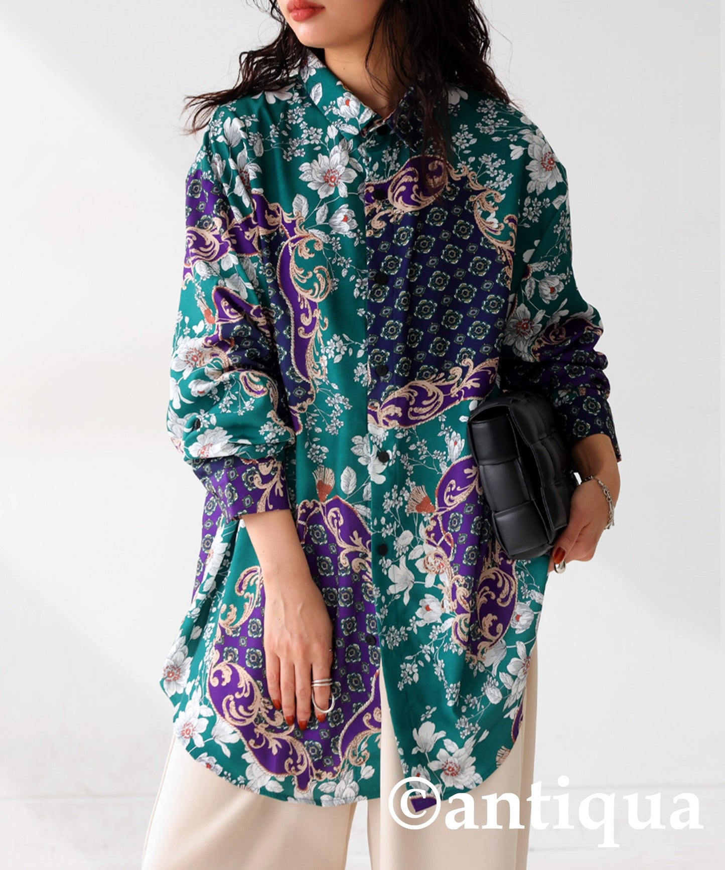 Antique Pattern Shirt Ladies