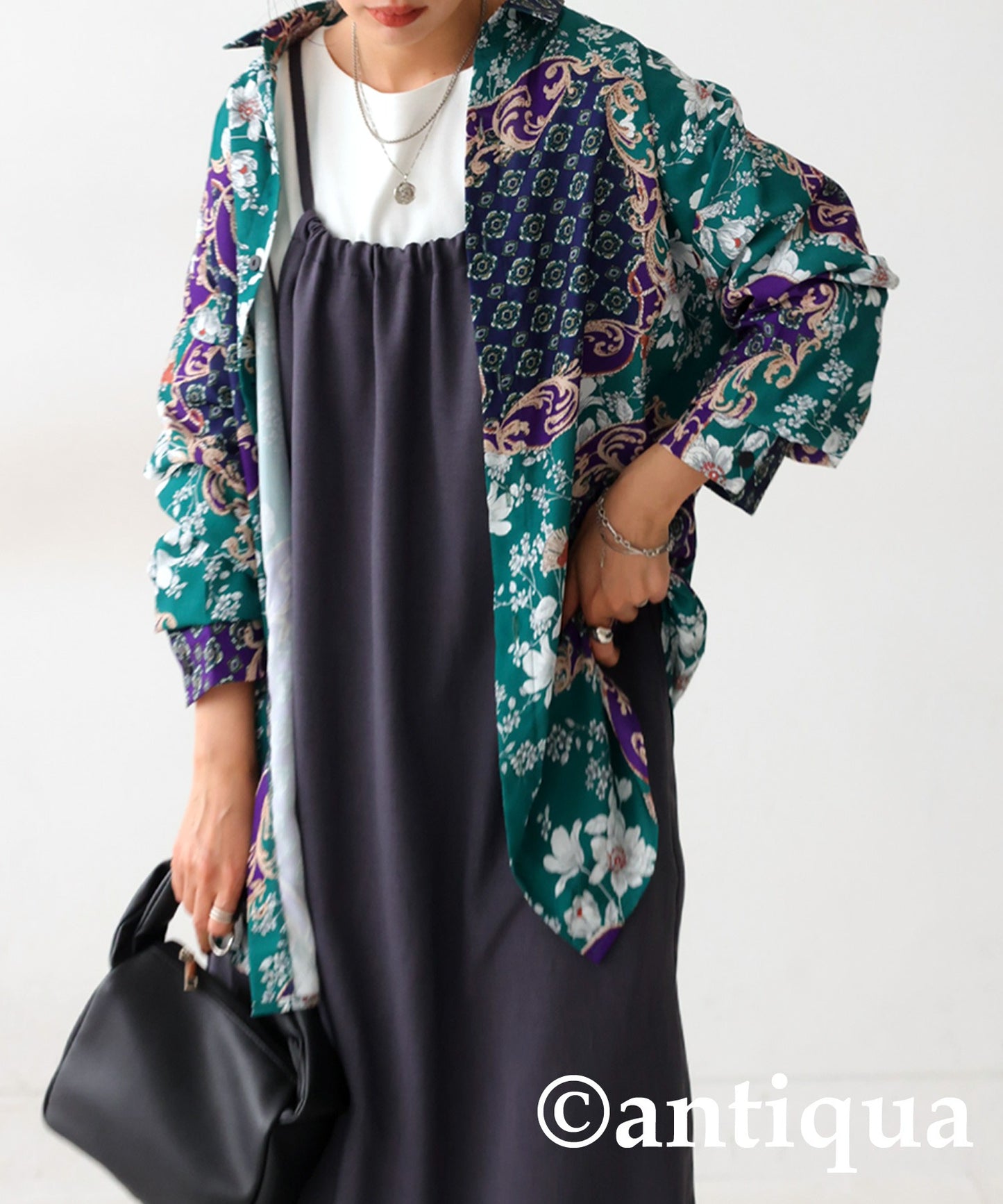 Antique Pattern Shirt Ladies