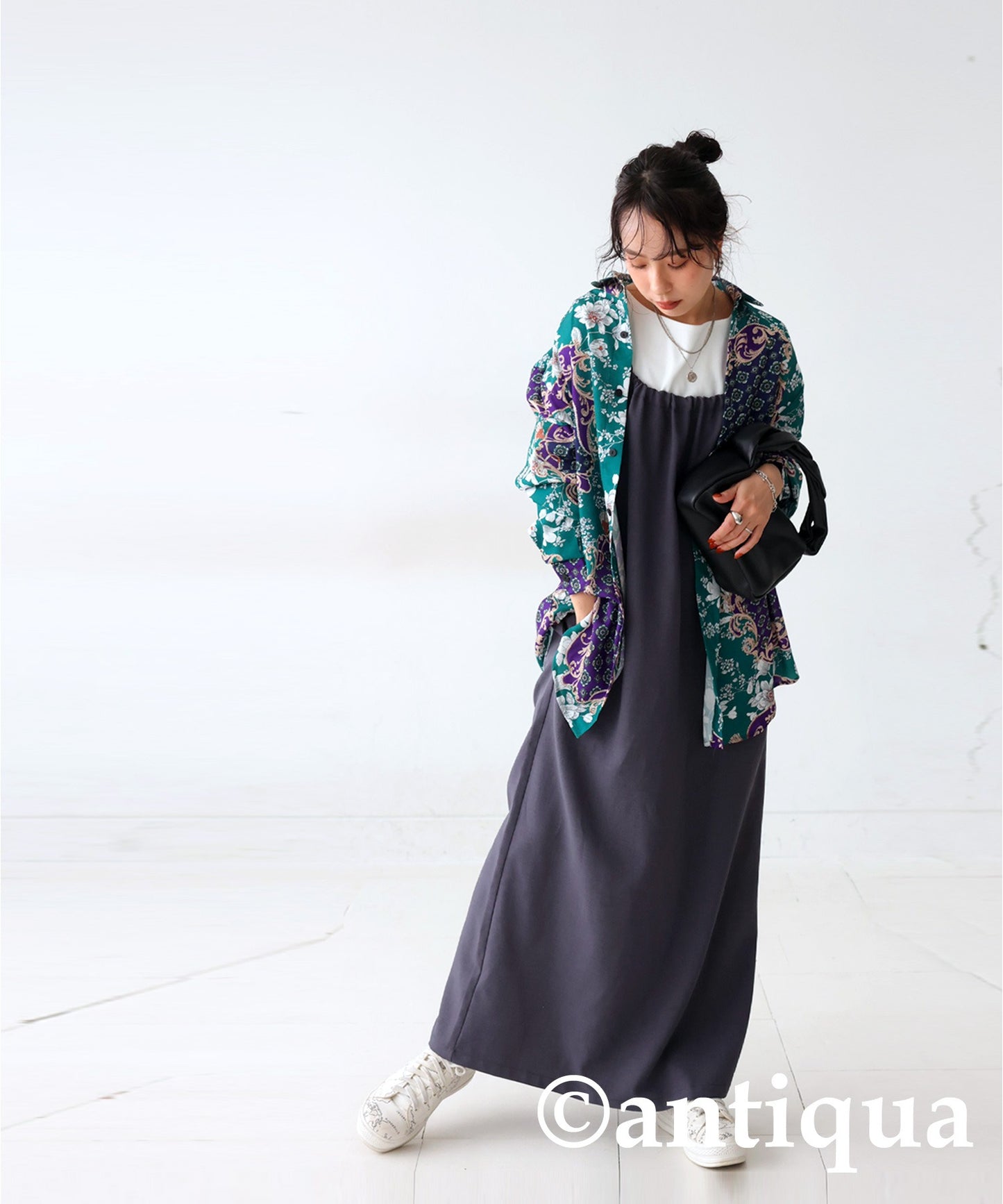 Antique Pattern Shirt Ladies