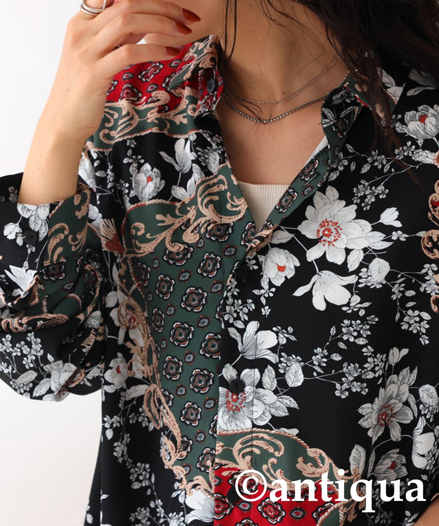 Antique Pattern Shirt Ladies