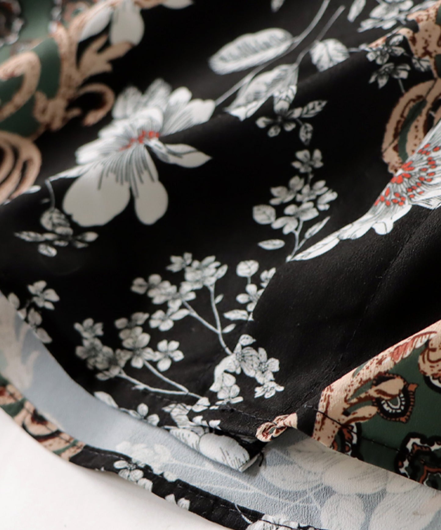 Antique Pattern Shirt Ladies