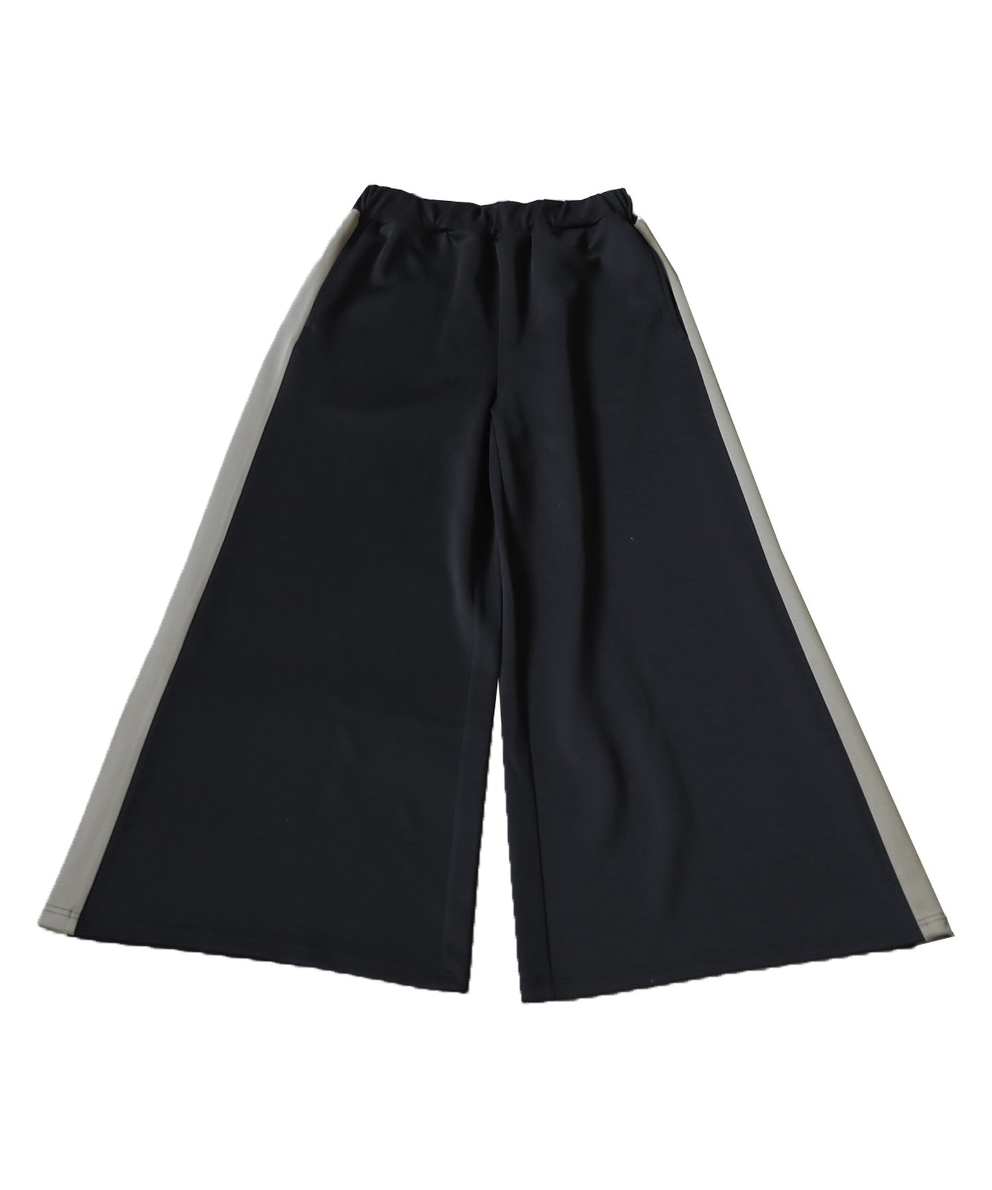 Line color wide pants Ladies