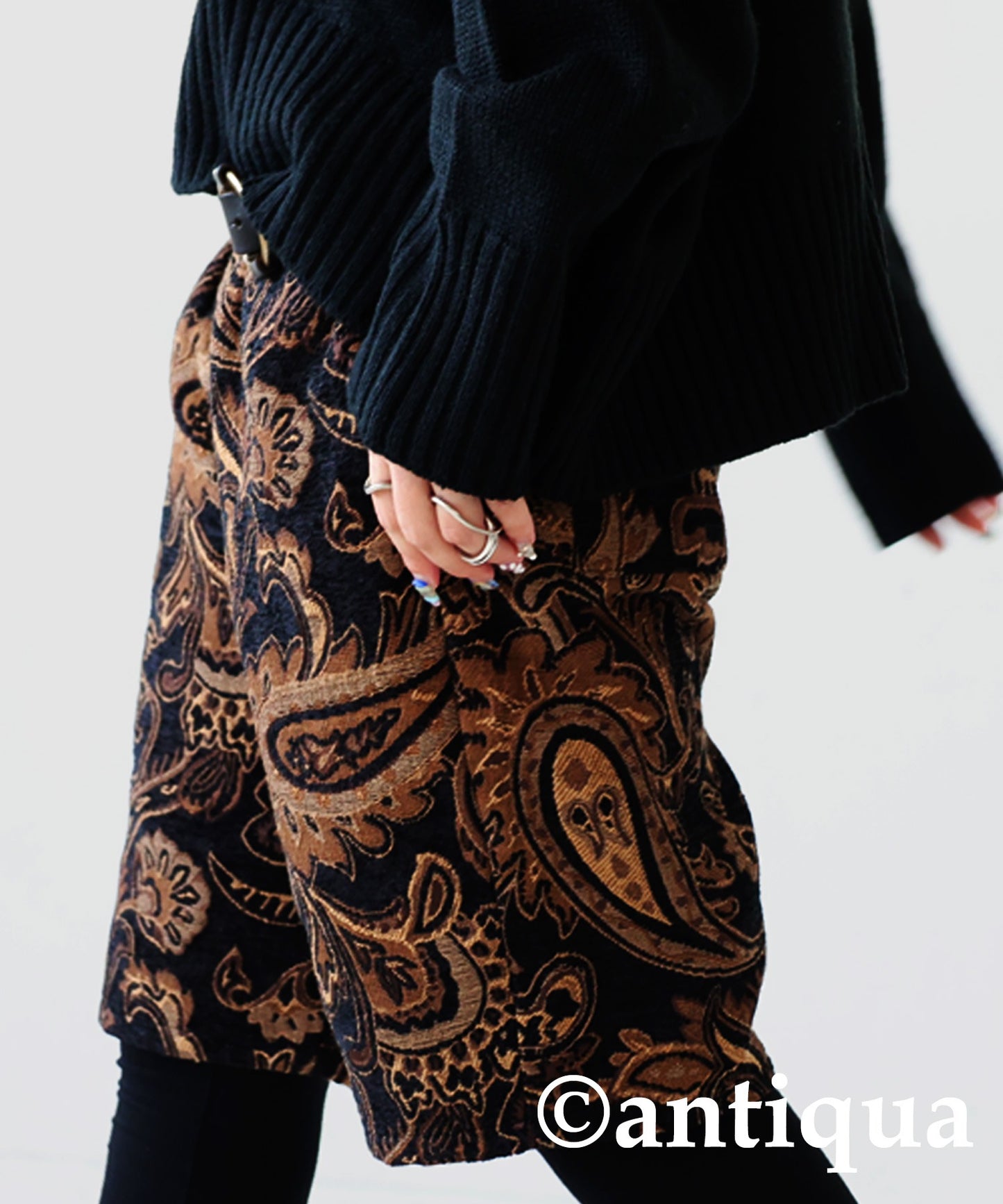 Paisley Pattern Half Pants Ladies