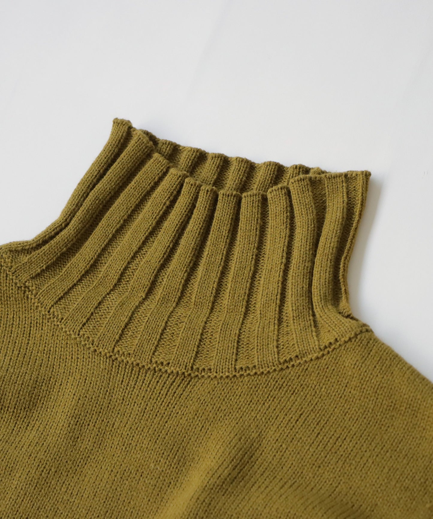 High neck rib knit Ladies