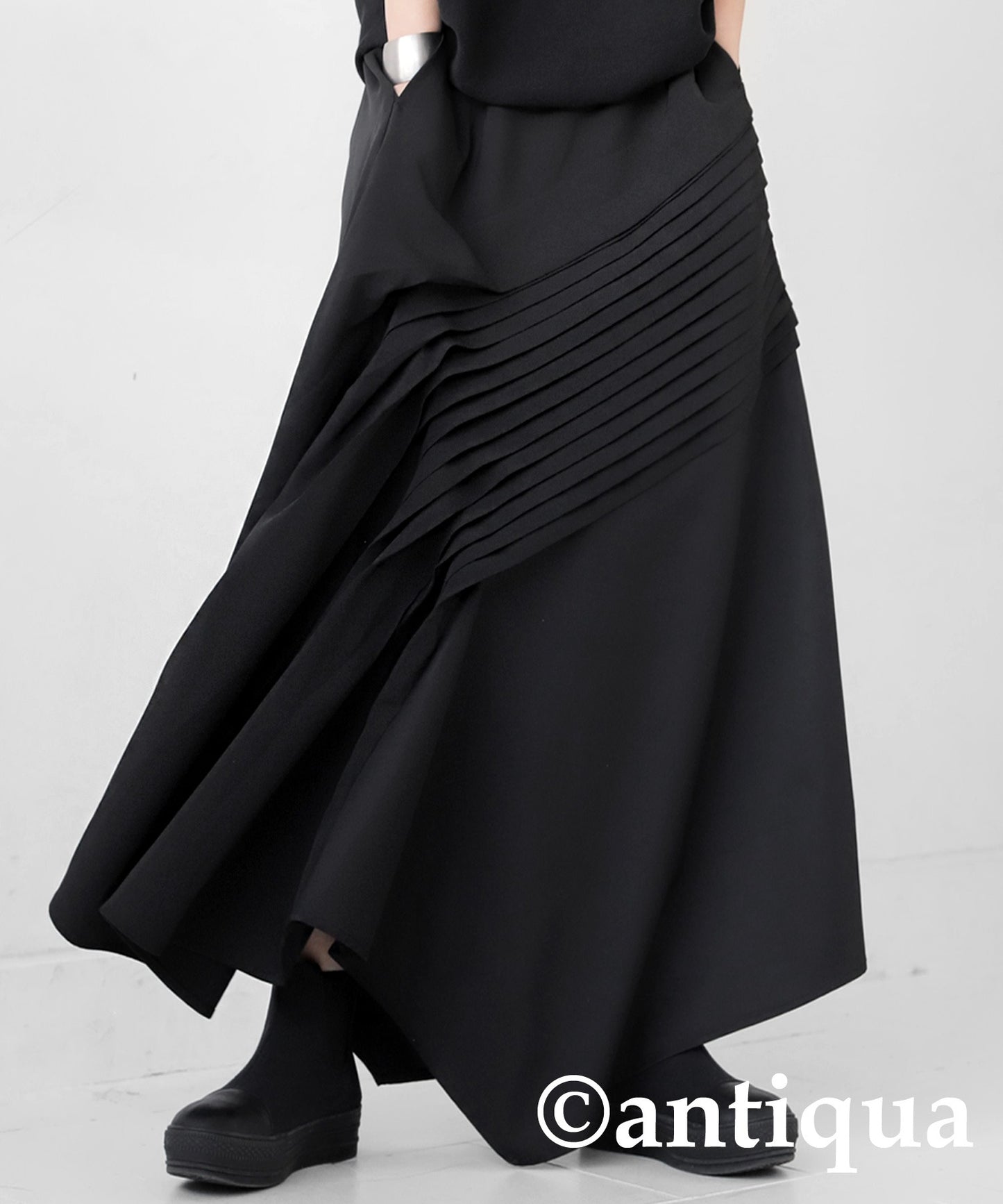 Asymmetrical Tucked Skirt Ladies