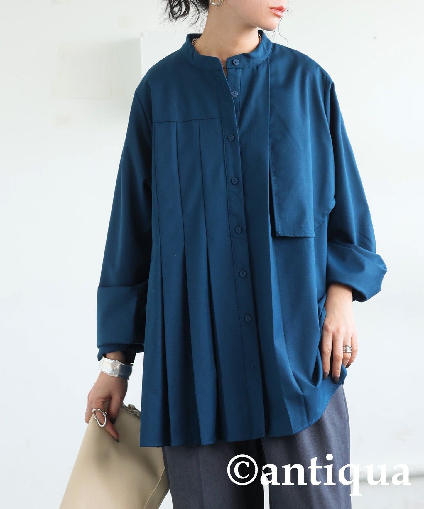 Asymmetric Pleated Shirt Ladies