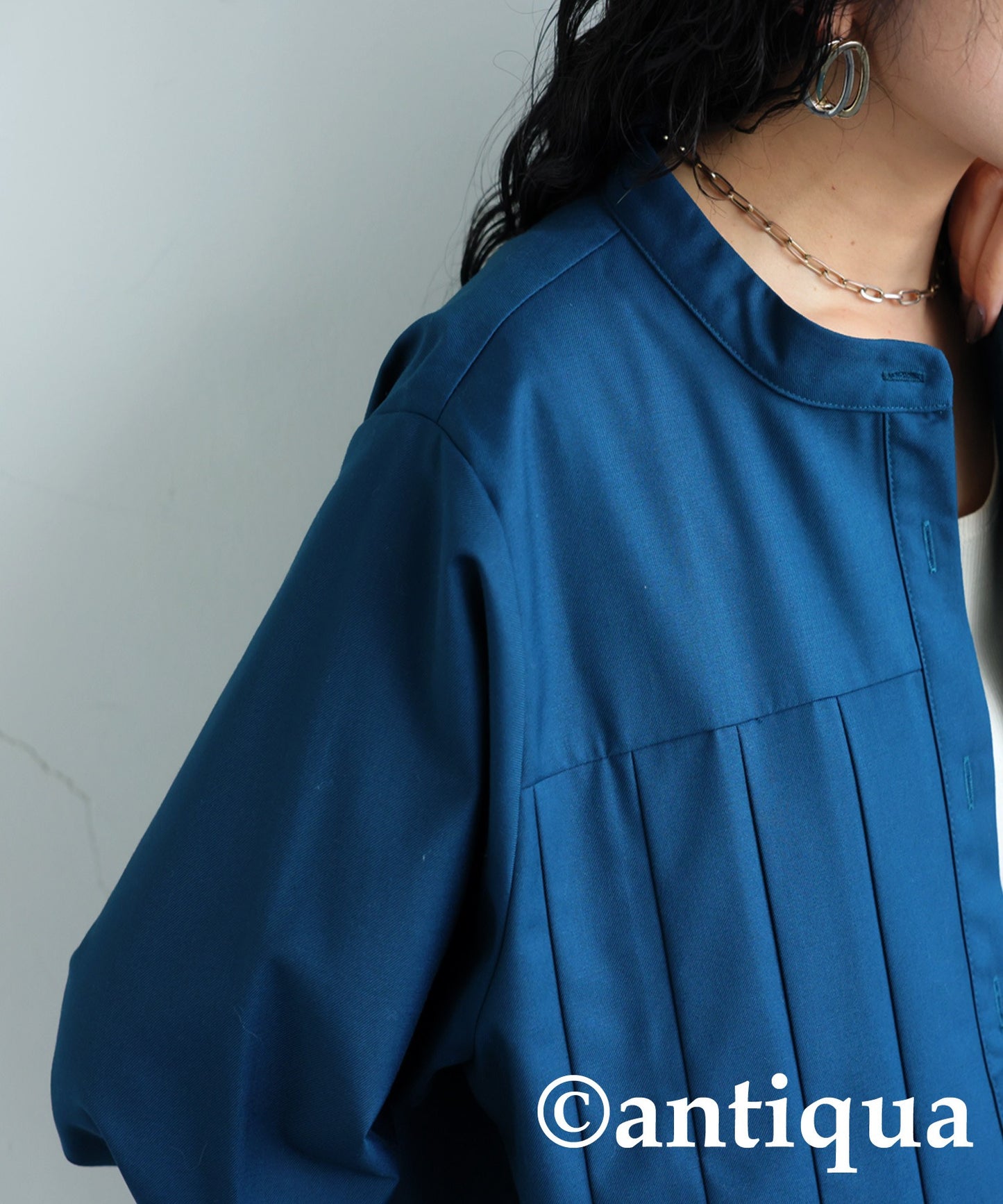 Asymmetric Pleated Shirt Ladies