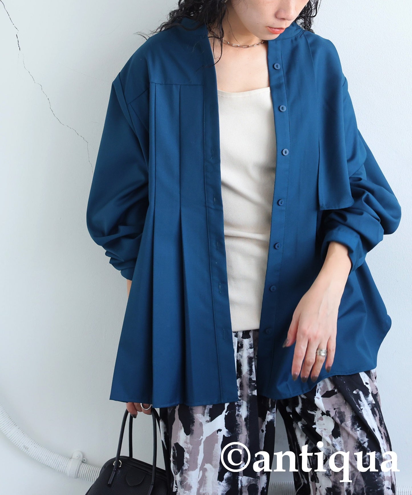 Asymmetric Pleated Shirt Ladies