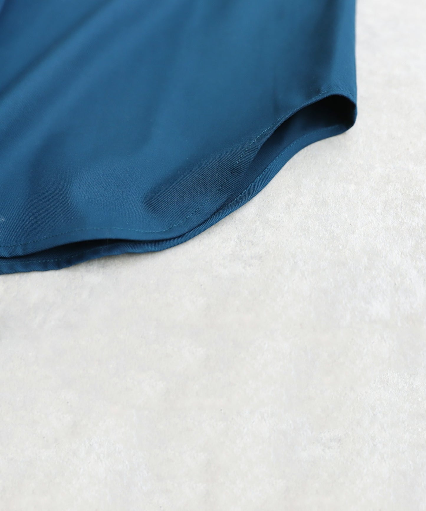 Asymmetric Pleated Shirt Ladies