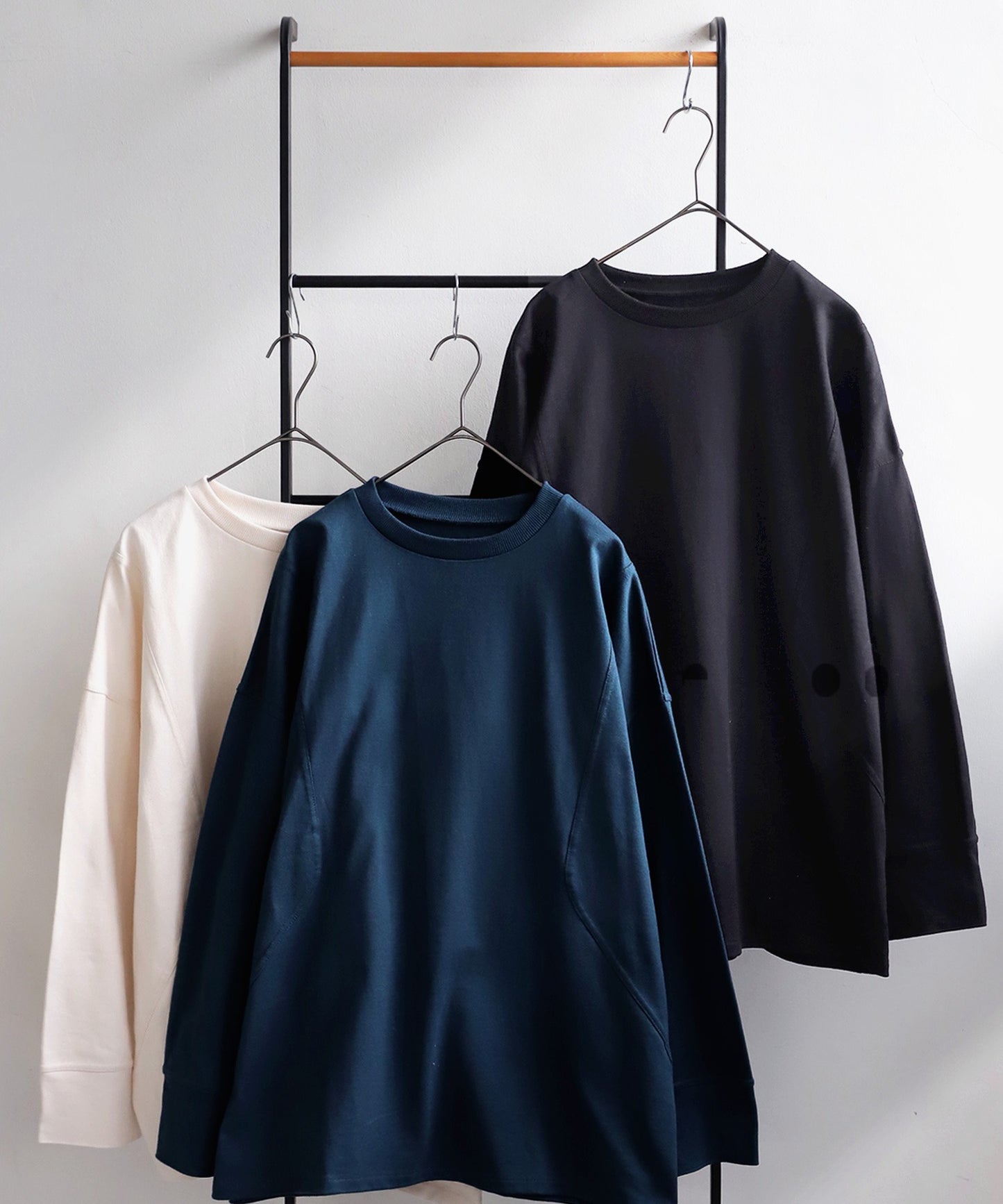 Basque Design Tops Men's